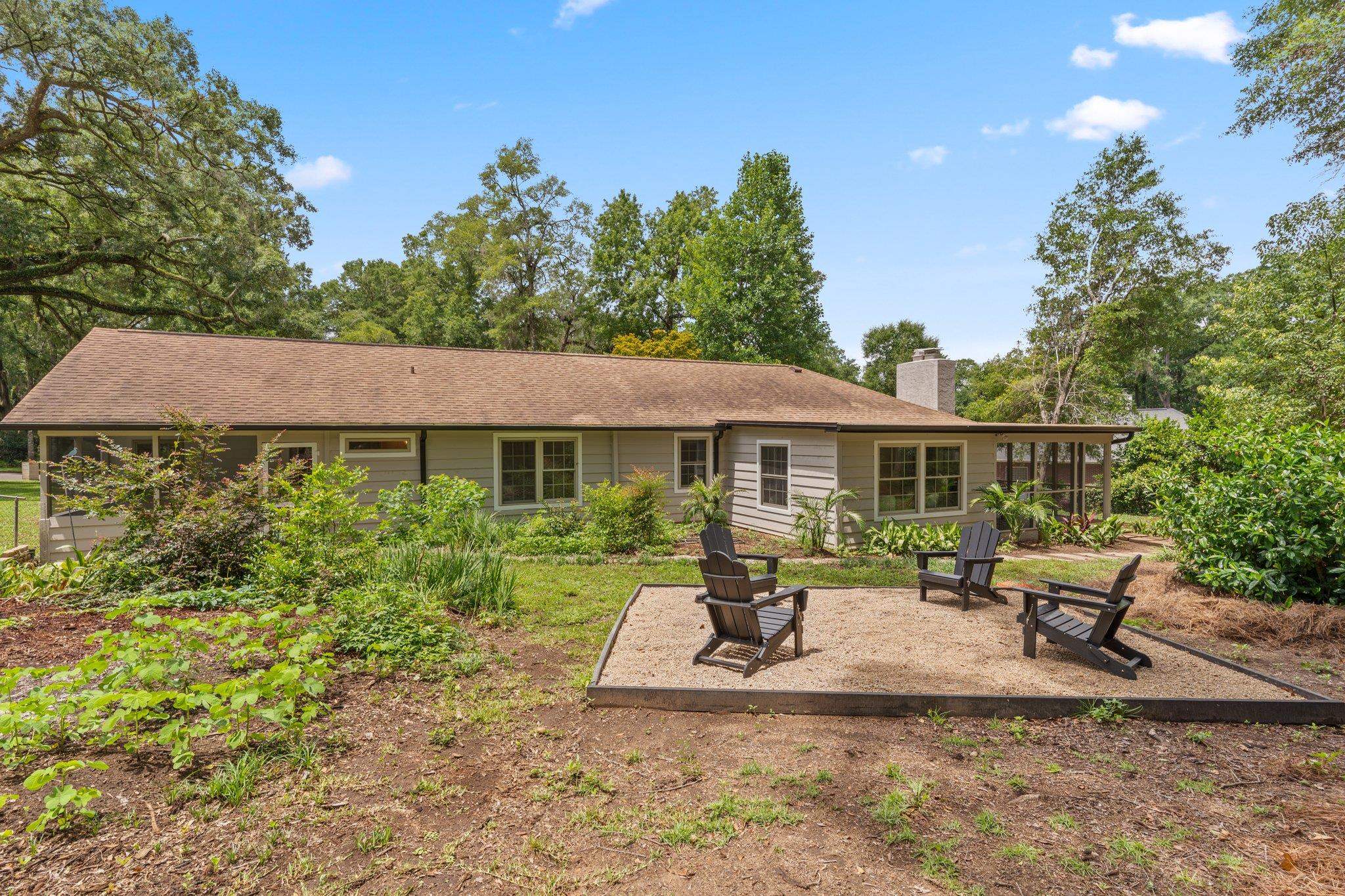 3744 Lifford Circle