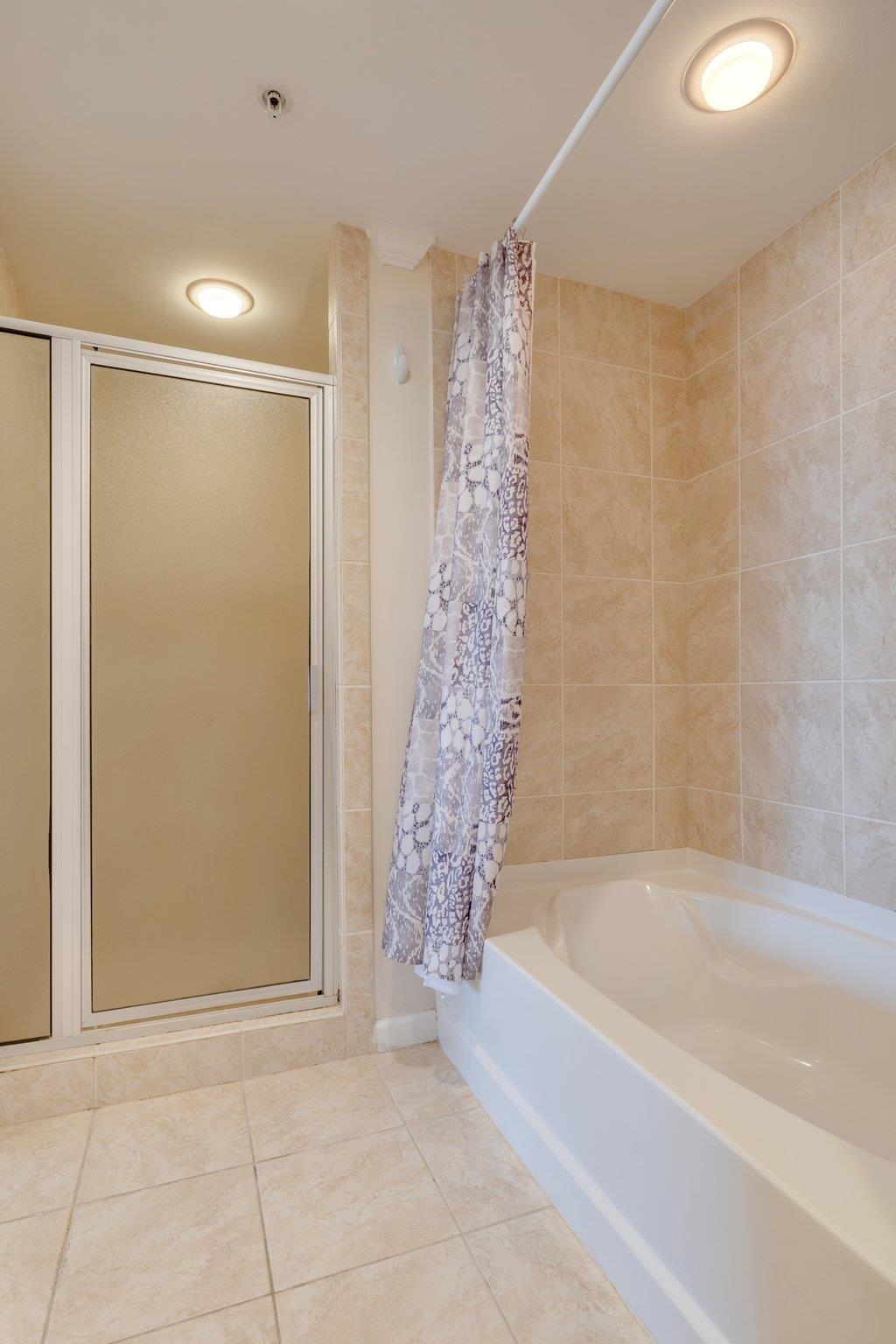 121 N Monroe Street Unit: 1103