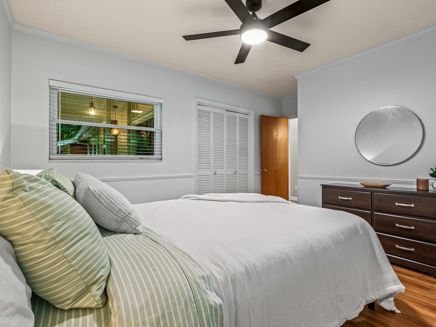 2106 High Road