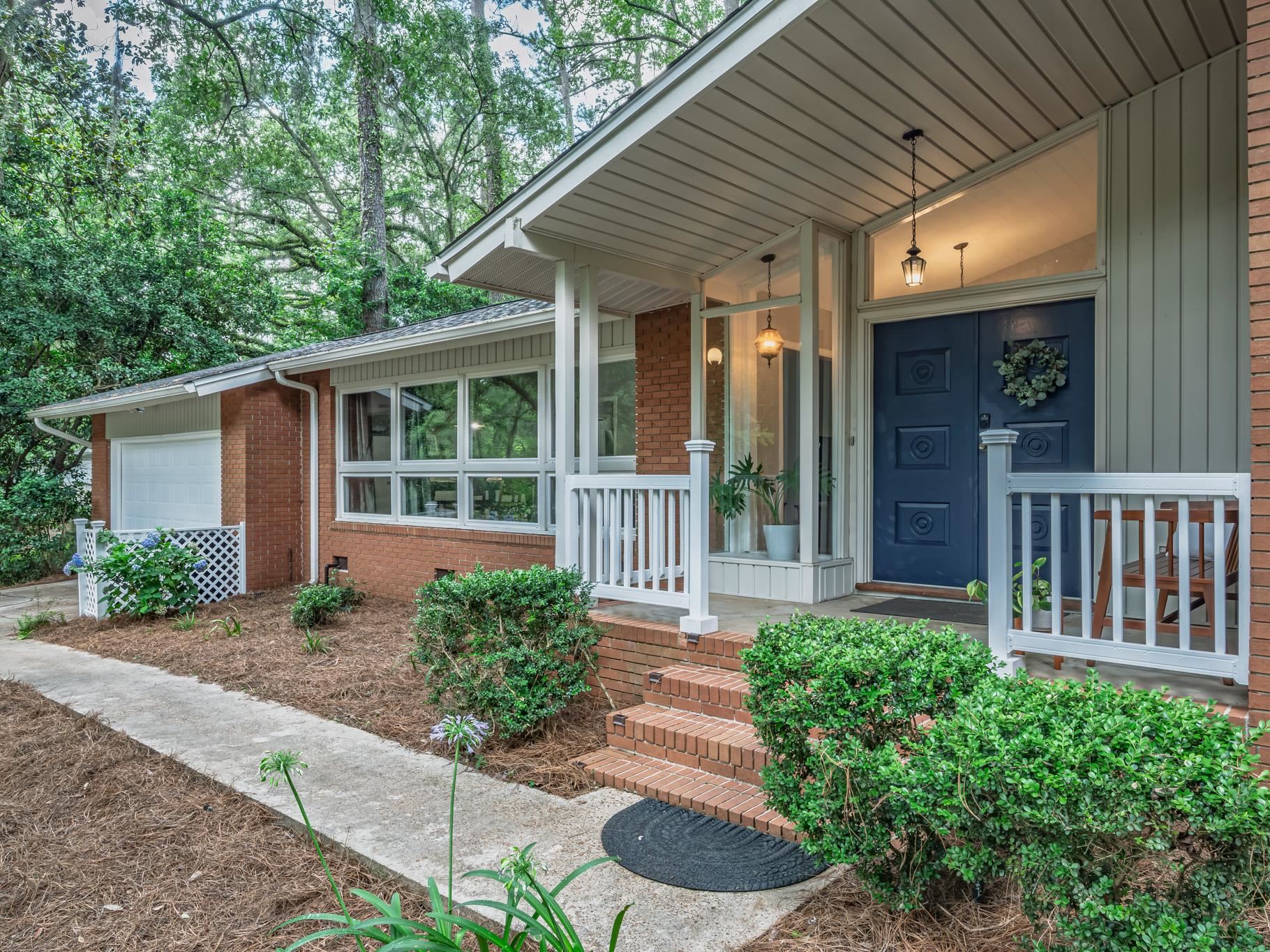 2106 High Road