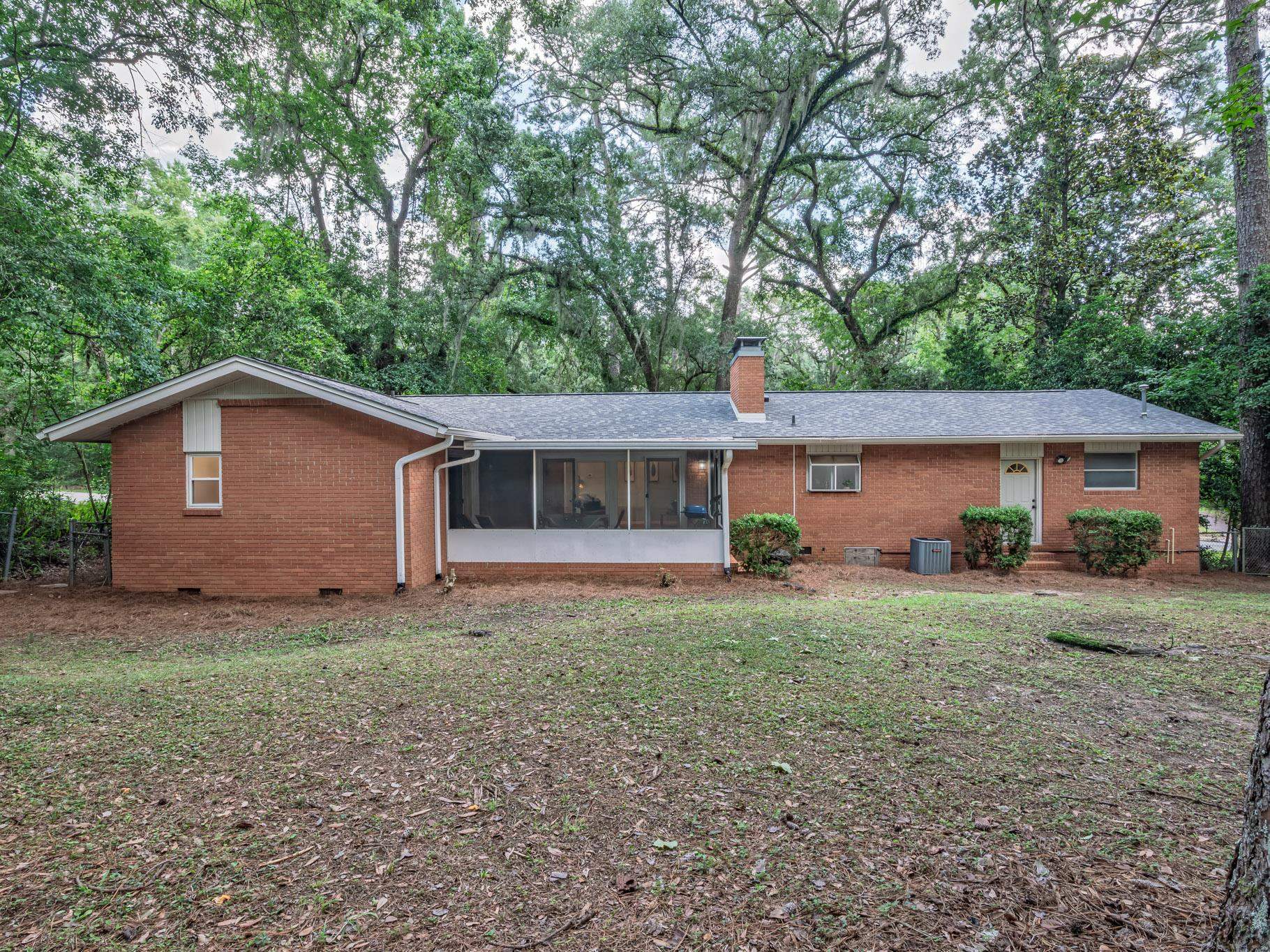 2106 High Road