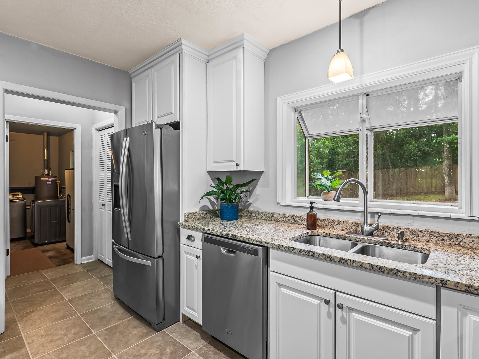 2106 High Road