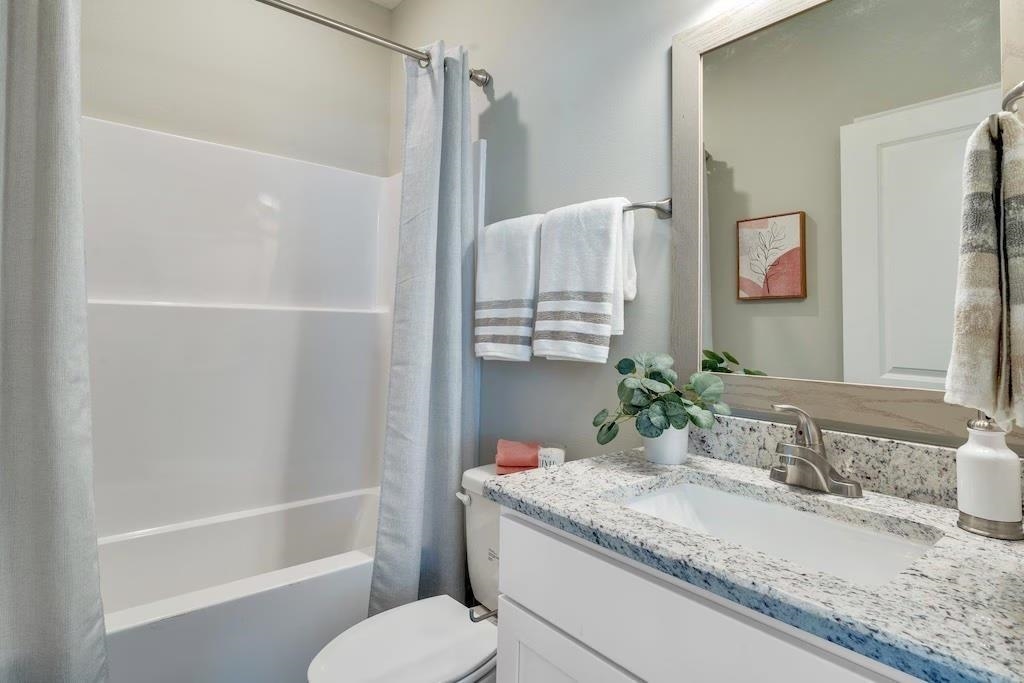 1944 Evanston Avenue Unit: 507