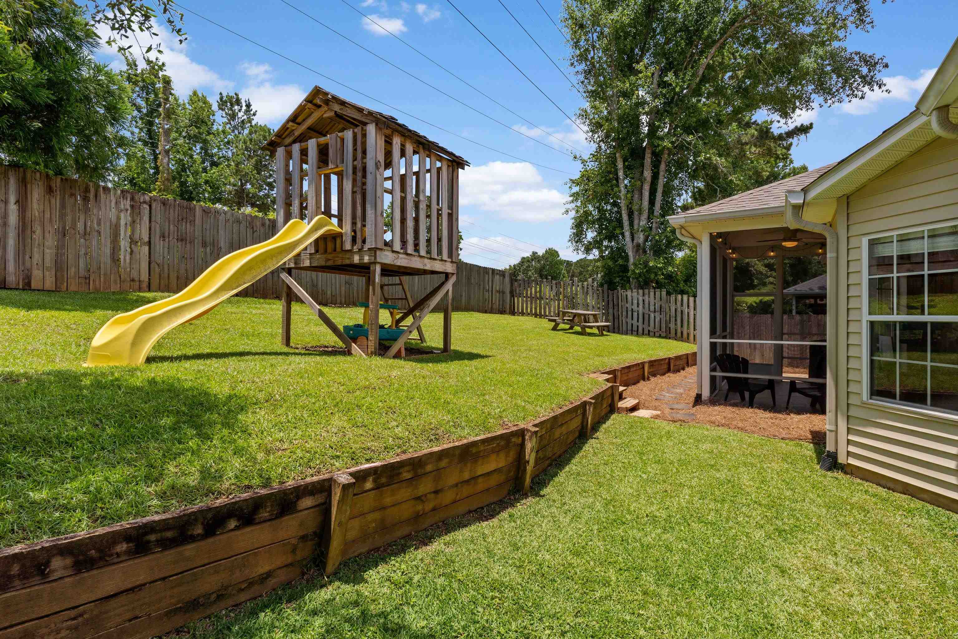2612 Hemmingwood Place