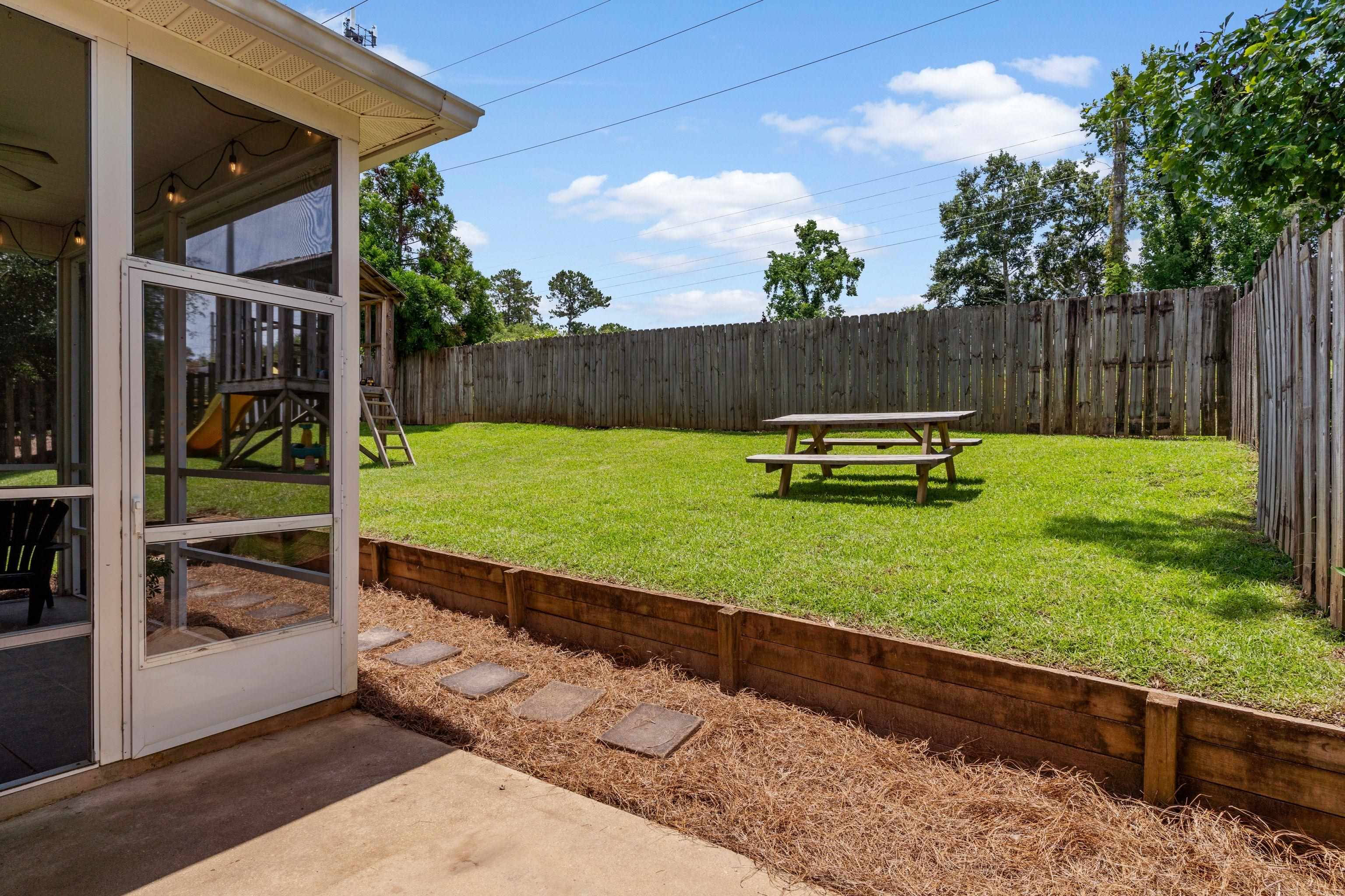 2612 Hemmingwood Place