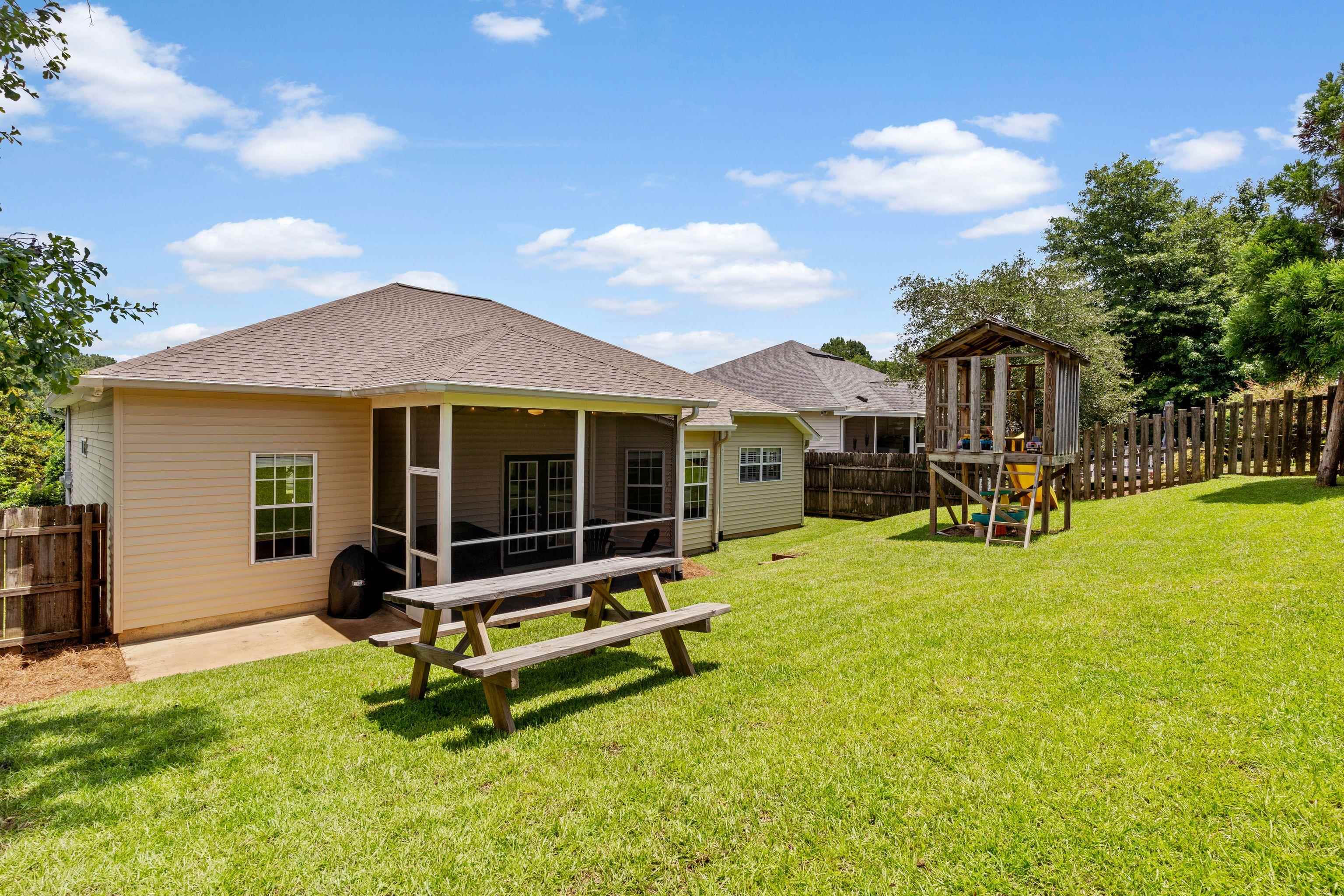 2612 Hemmingwood Place