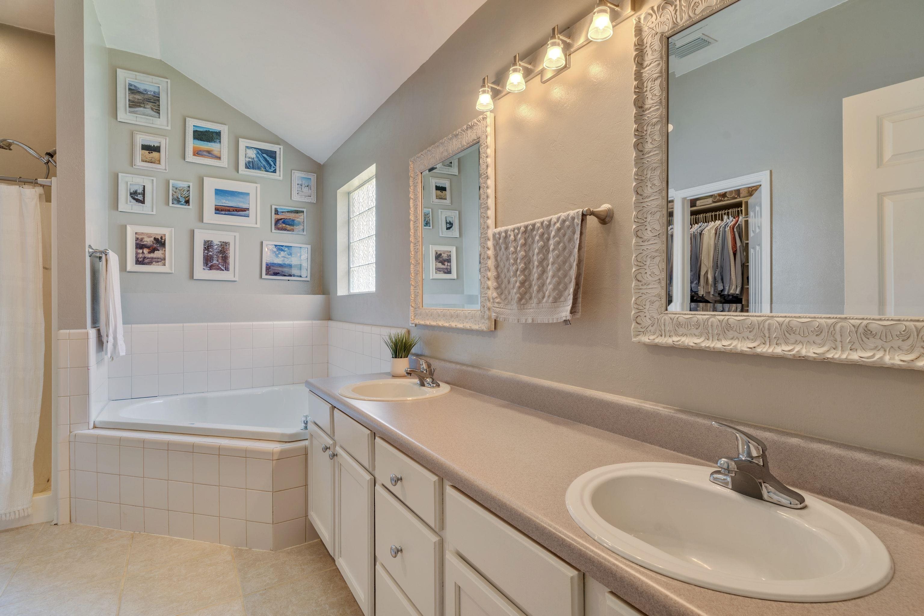 2612 Hemmingwood Place