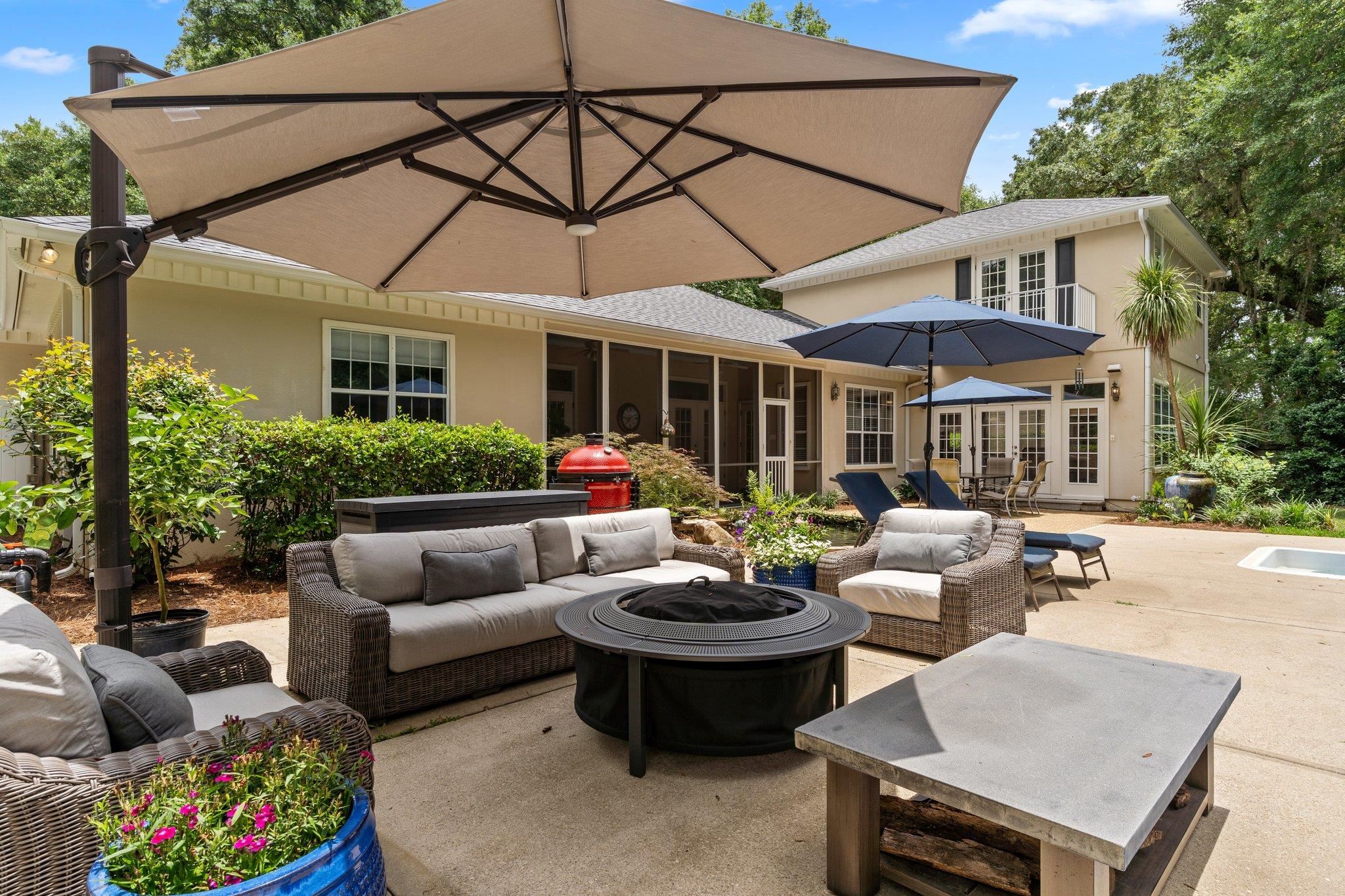 3690 Dexter Drive