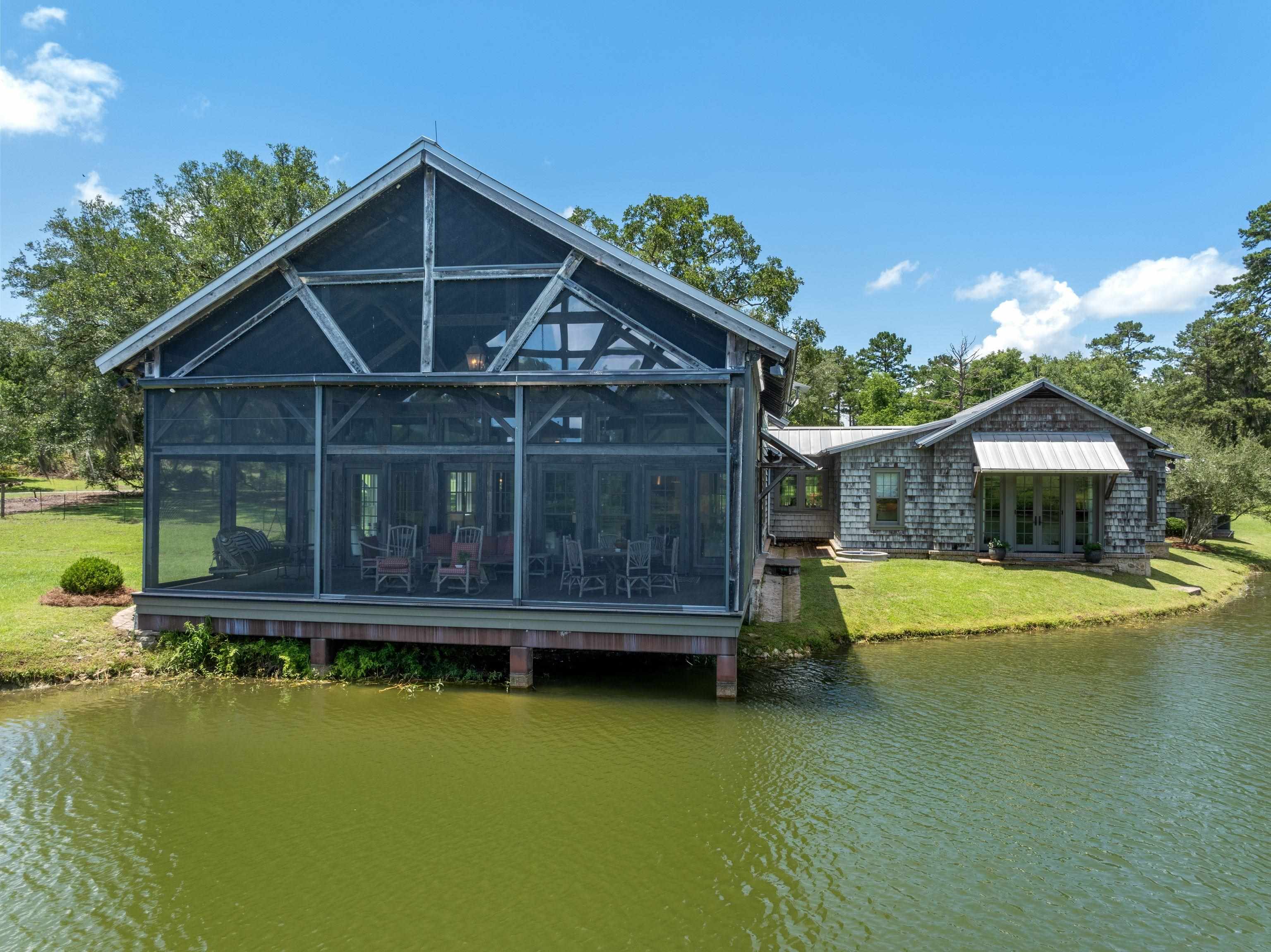 10800 Mccracken Road