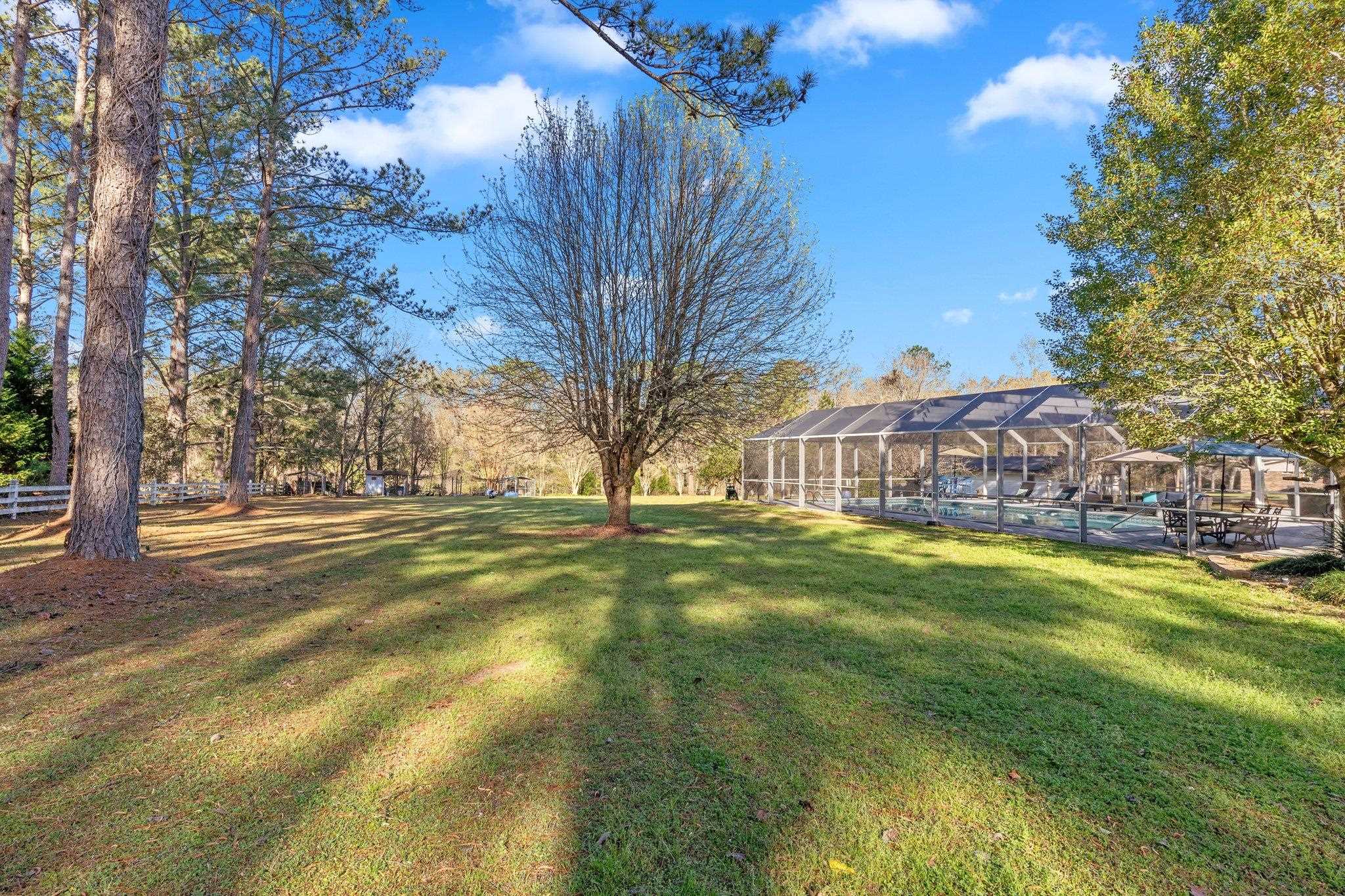 6069 Thackeray Lane