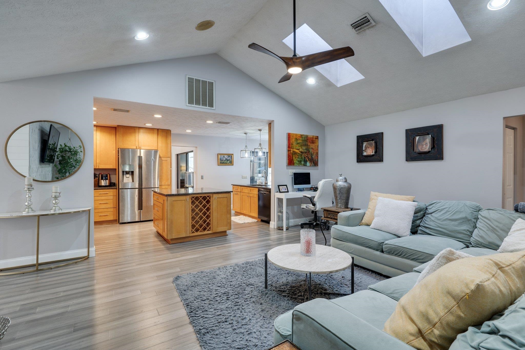 6069 Thackeray Lane