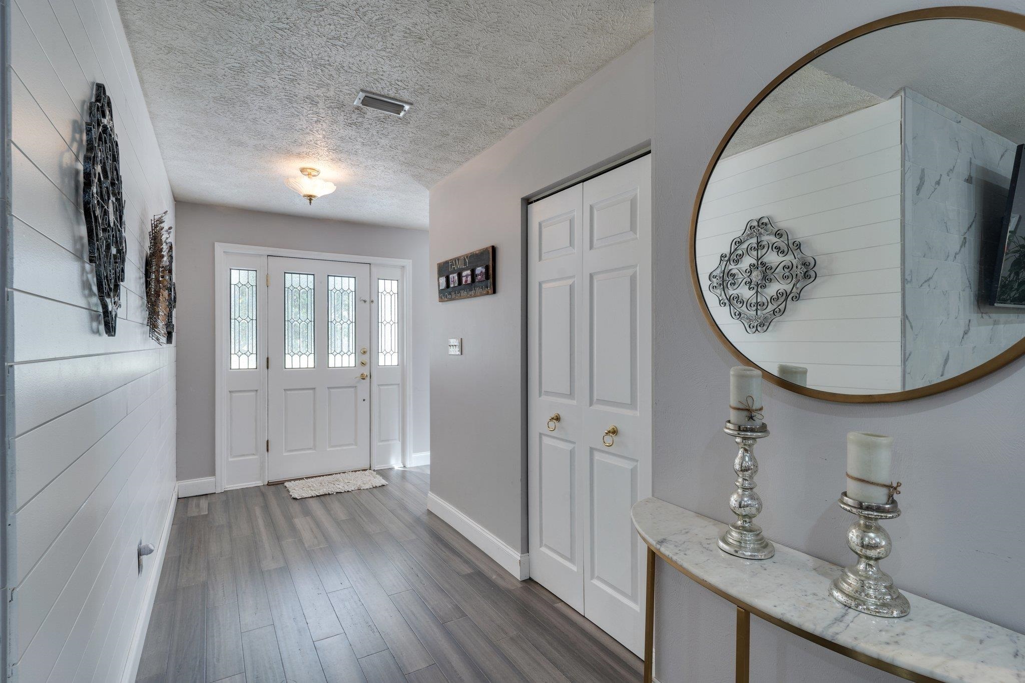 6069 Thackeray Lane