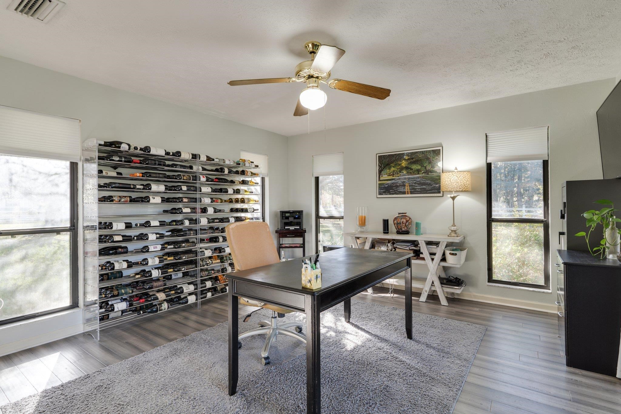 6069 Thackeray Lane