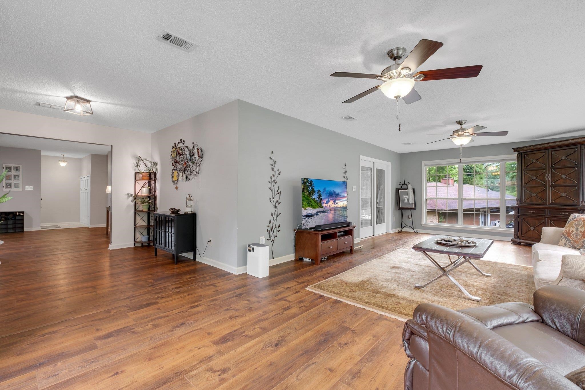 5313 Ben Brush Trail