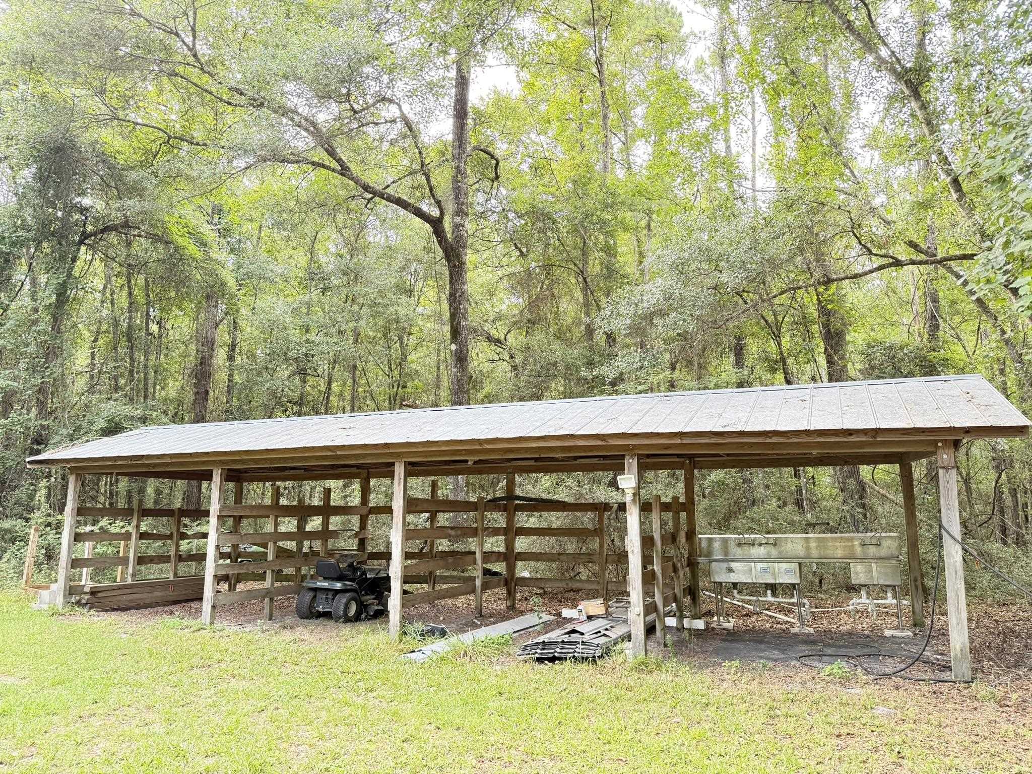 415 Hunters Trace