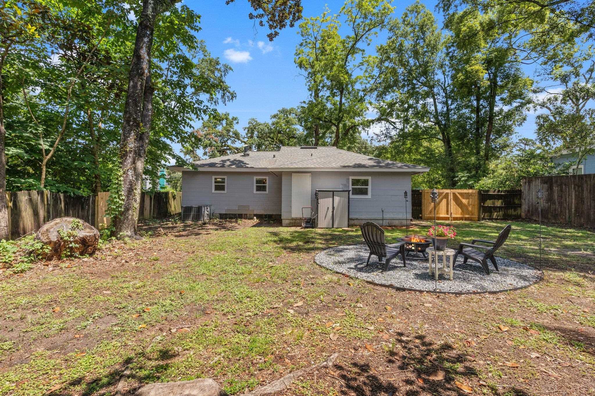 1817 Jackson Bluff Road