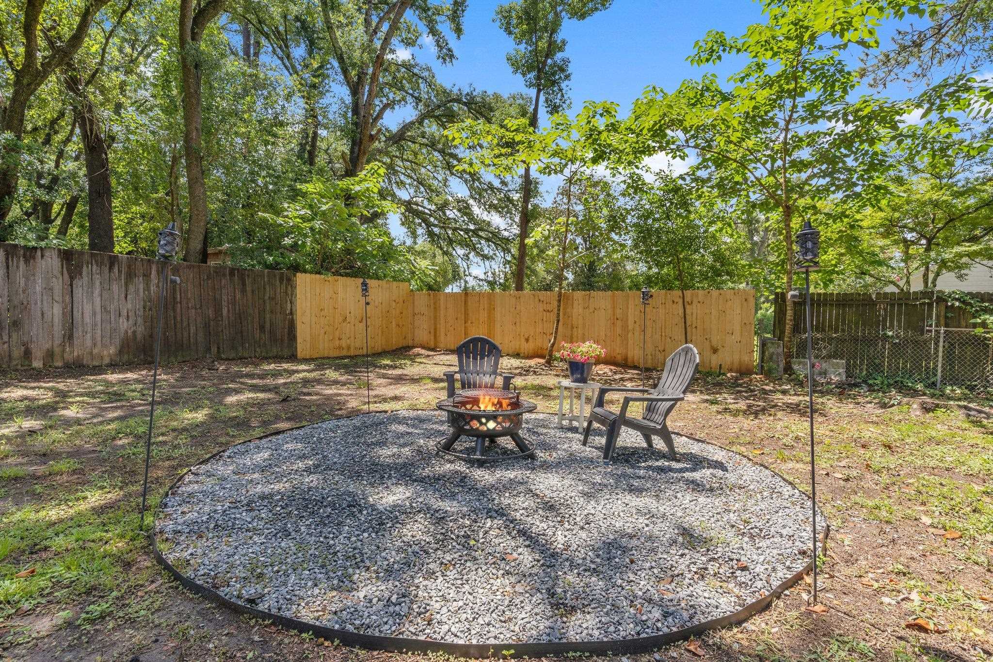 1817 Jackson Bluff Road