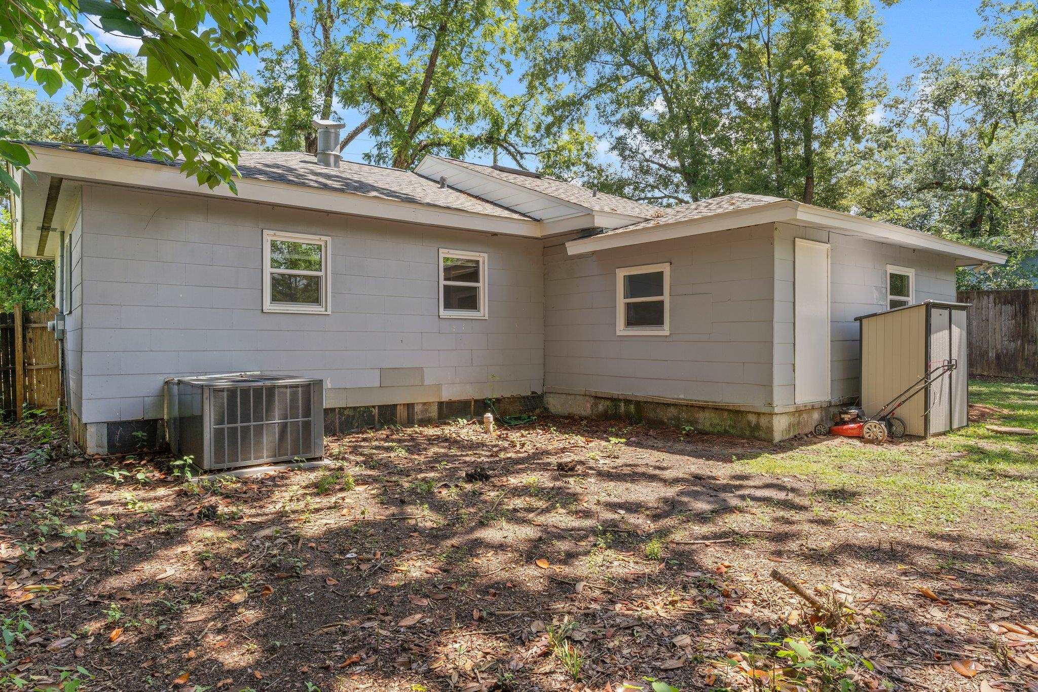 1817 Jackson Bluff Road