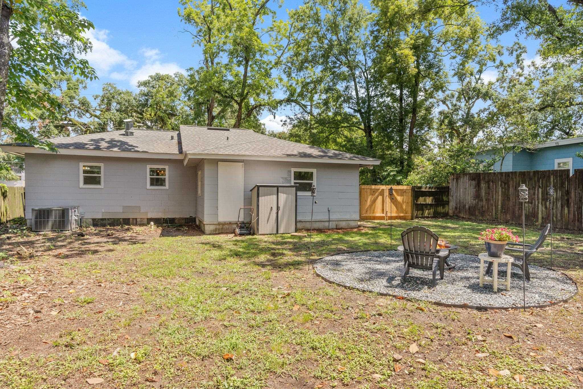 1817 Jackson Bluff Road