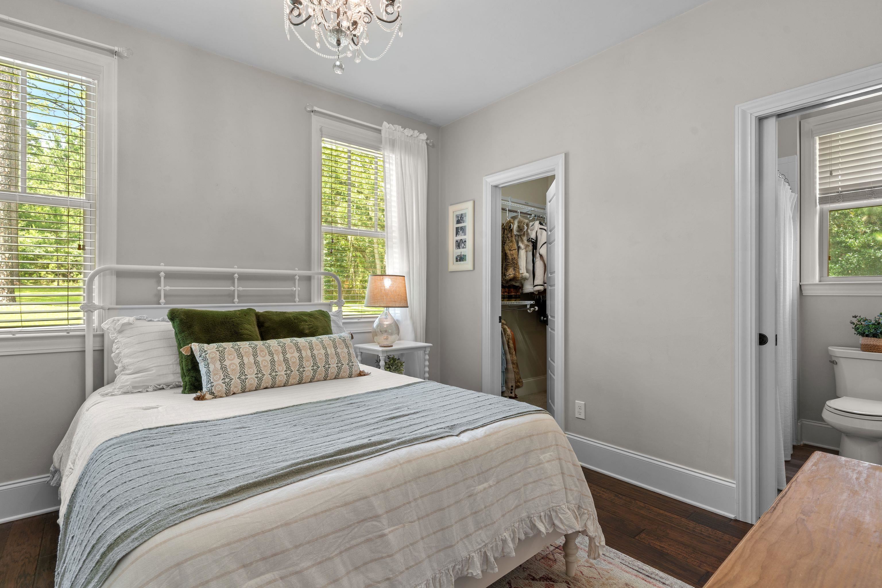 6323 Bird Dog Point