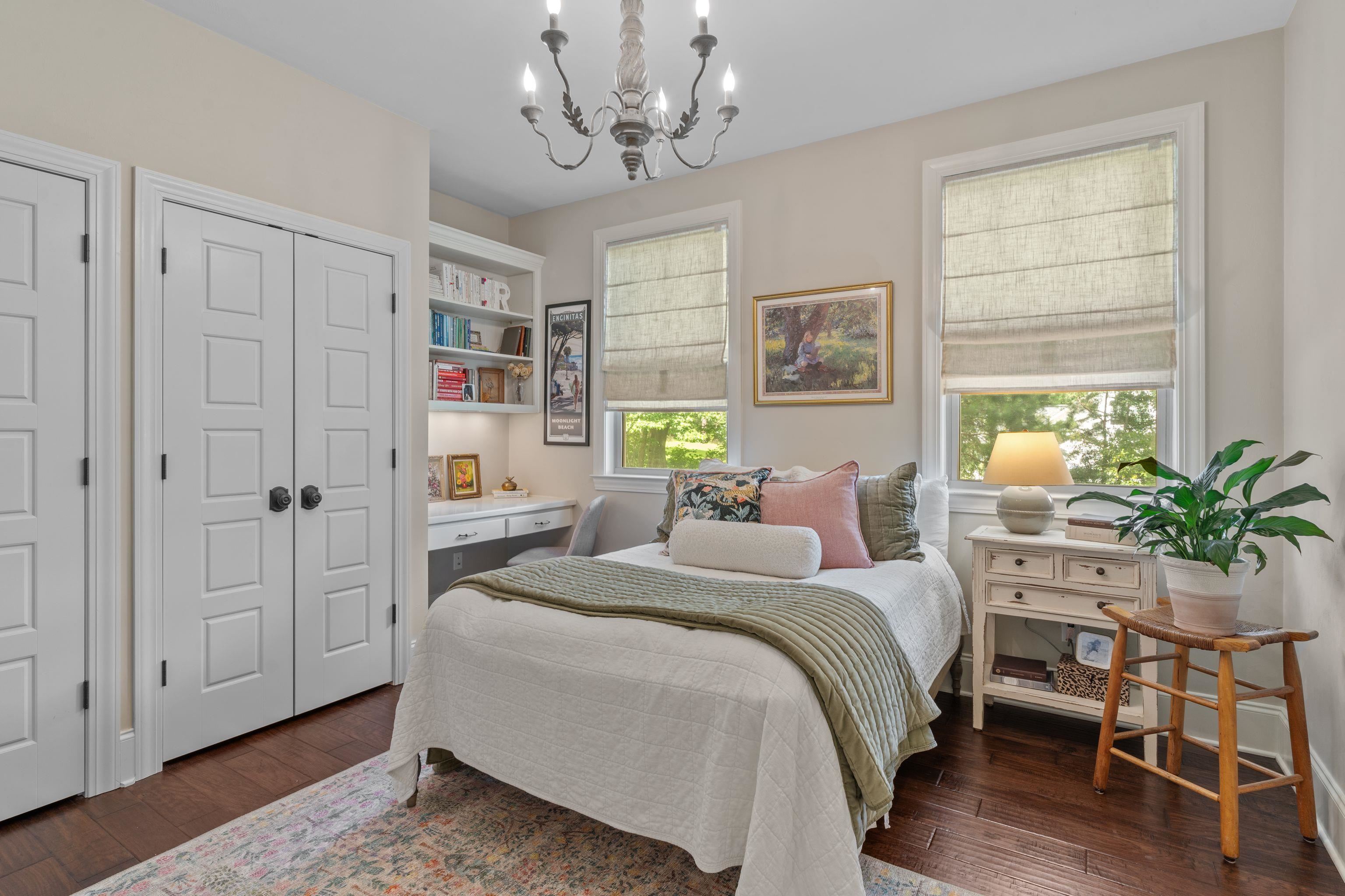 6323 Bird Dog Point
