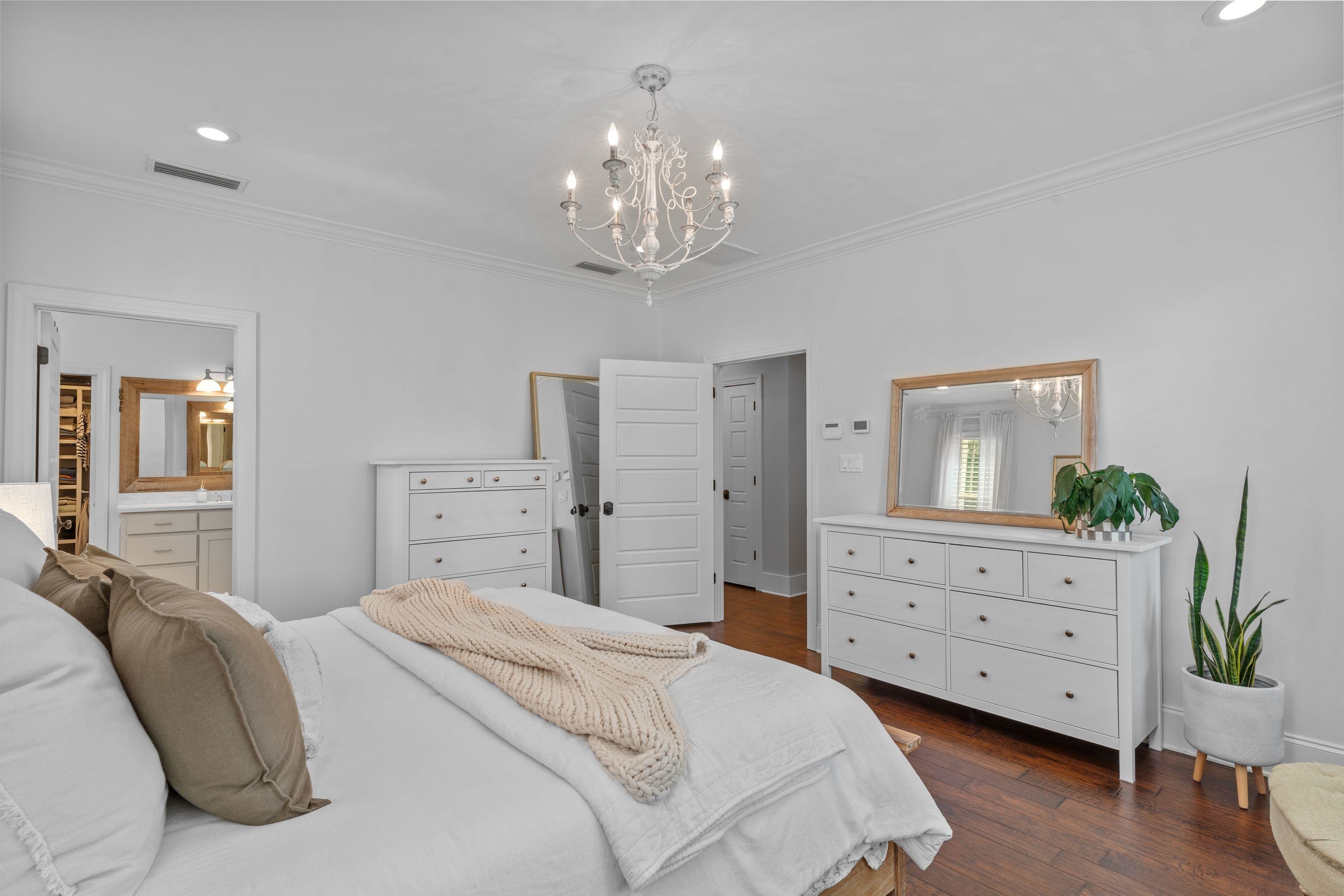 6323 Bird Dog Point