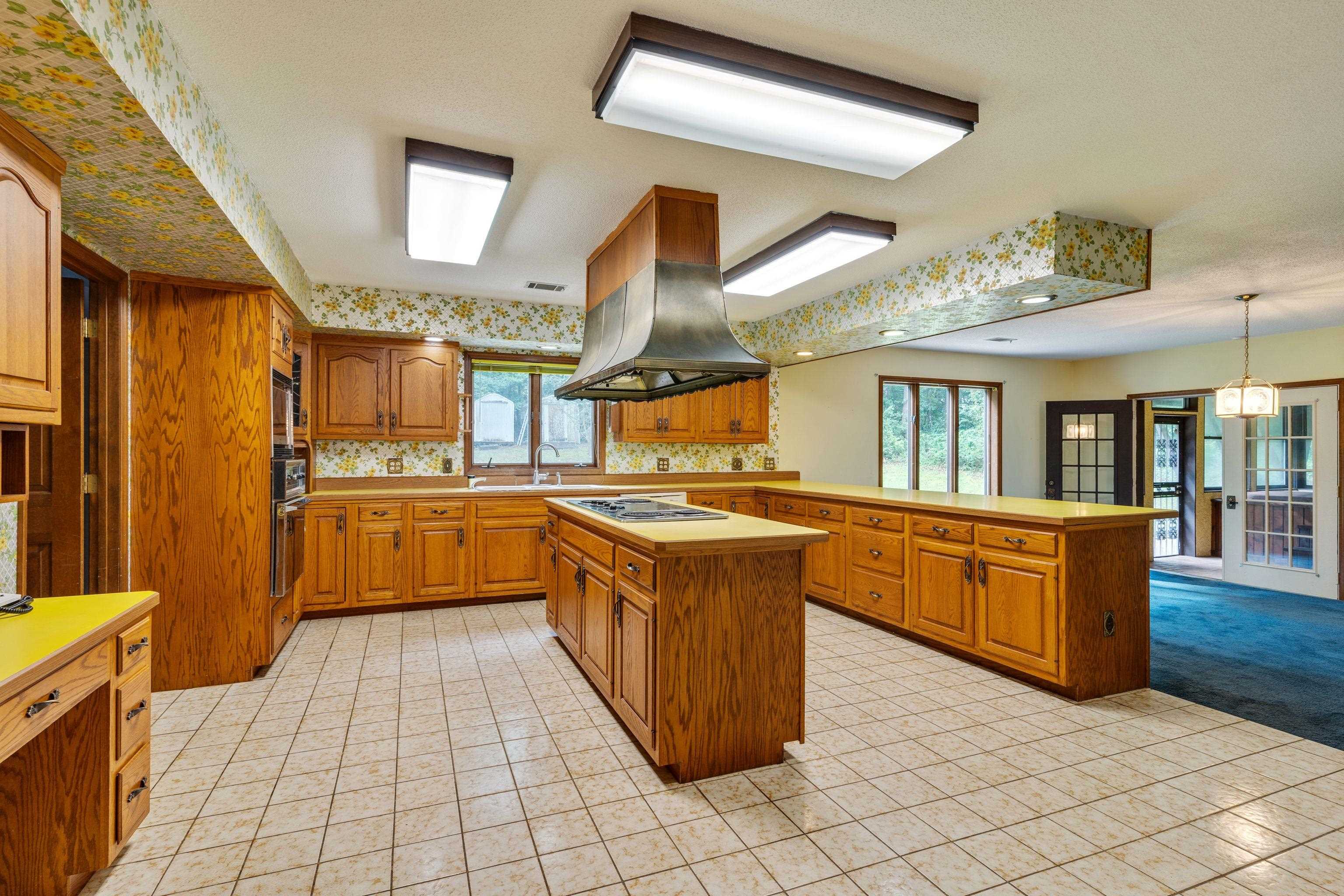 6375 Thomasville Road