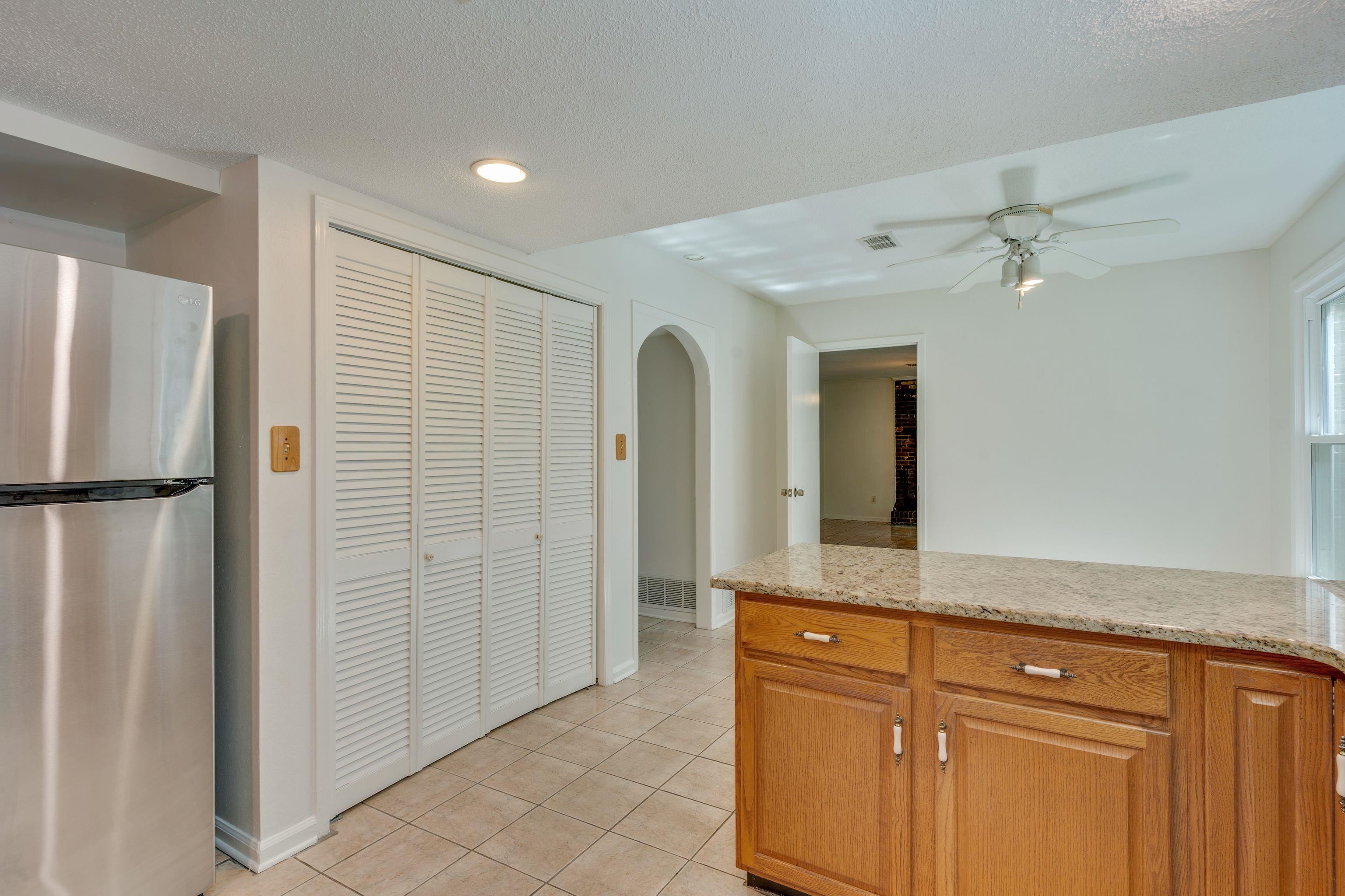 2512 Chamberlin Drive