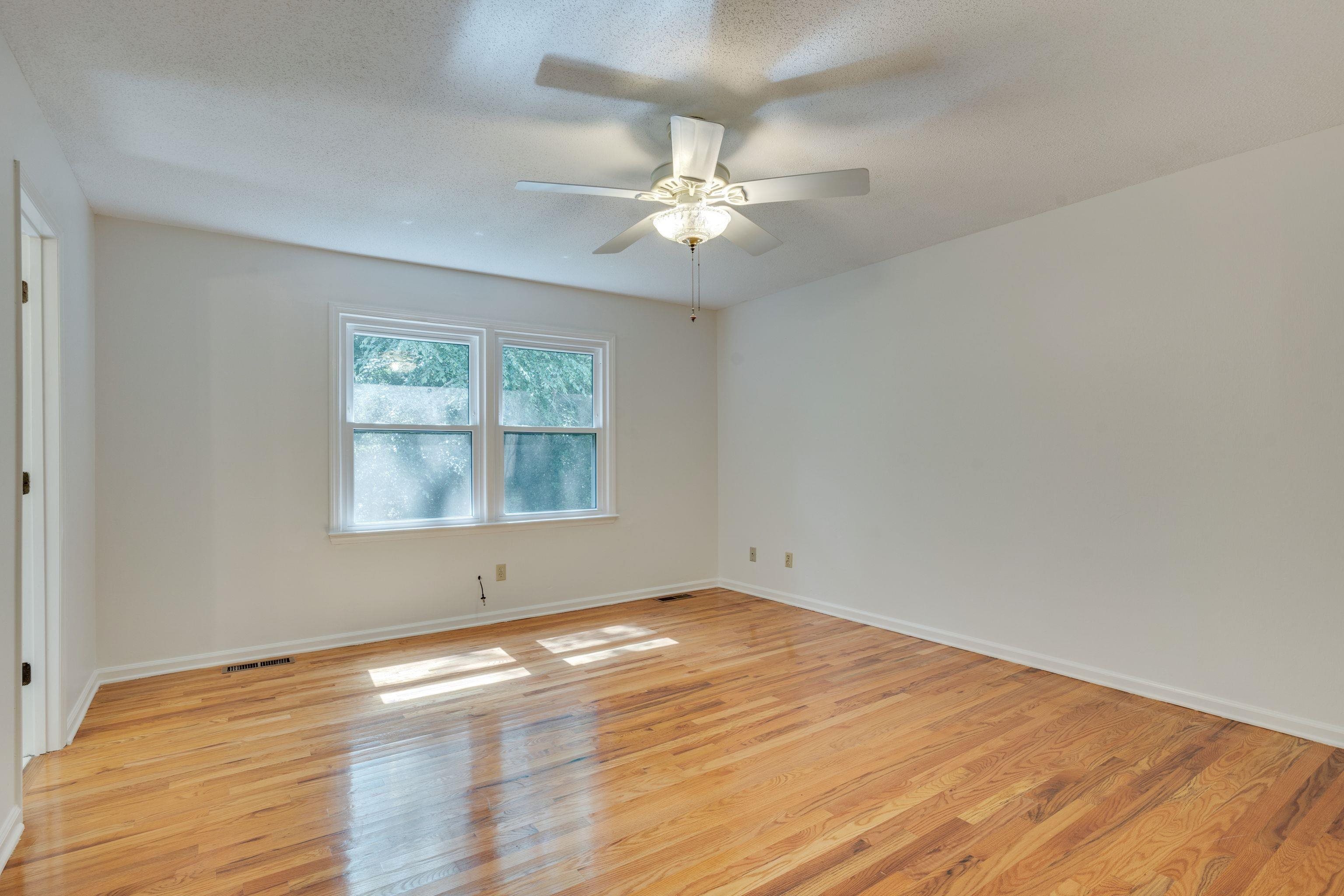 2512 Chamberlin Drive