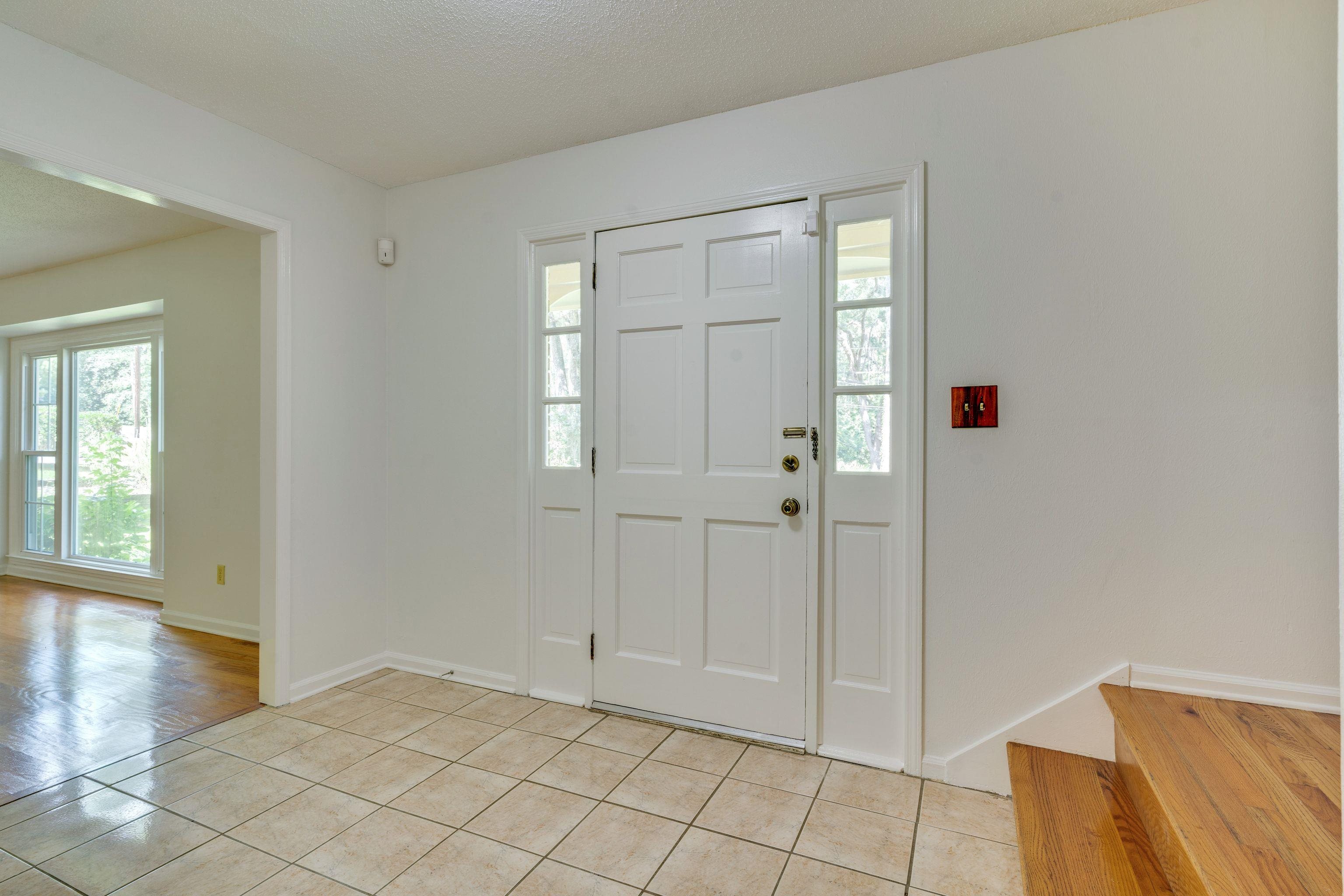 2512 Chamberlin Drive