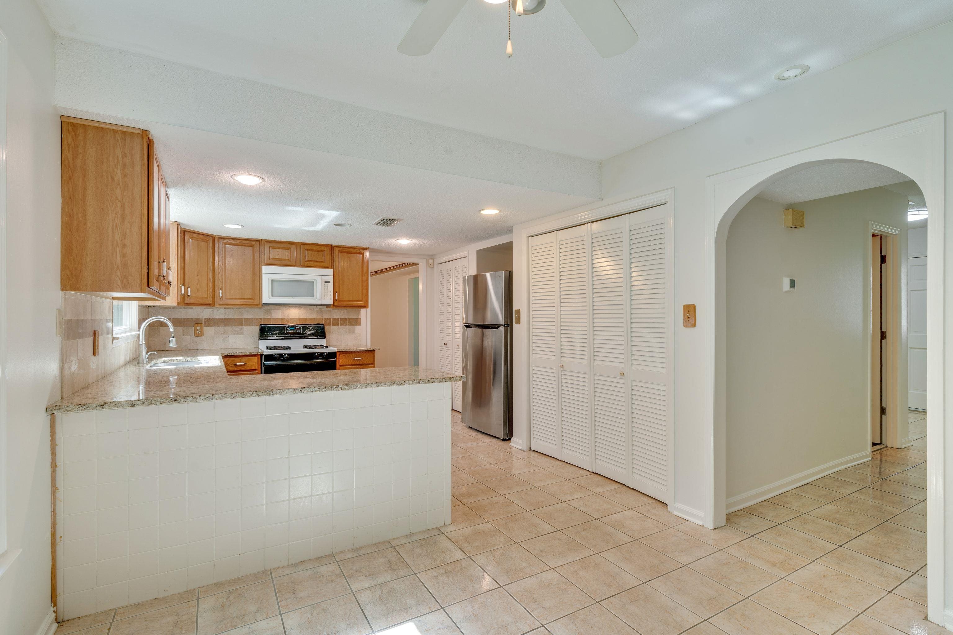 2512 Chamberlin Drive