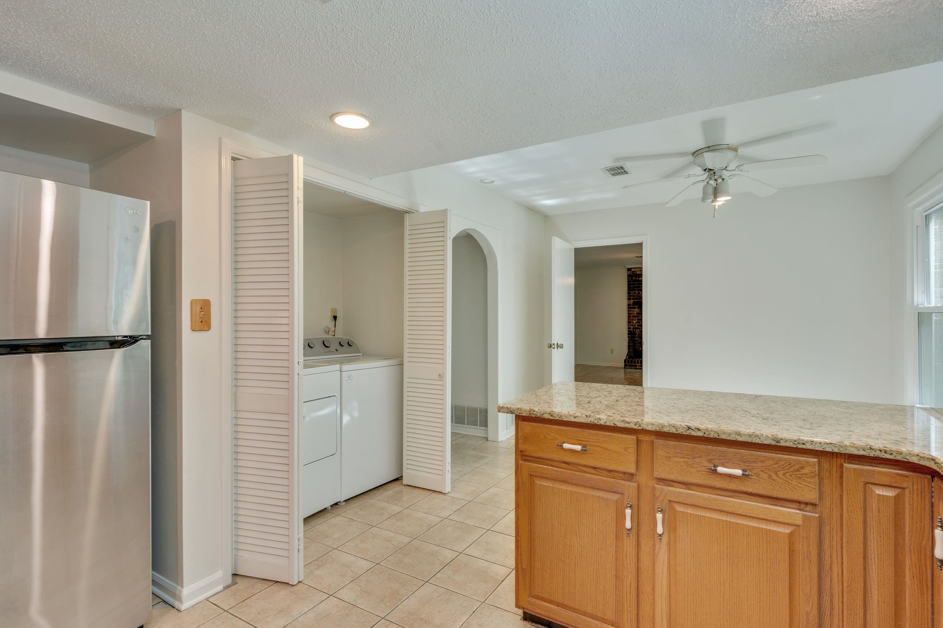 2512 Chamberlin Drive