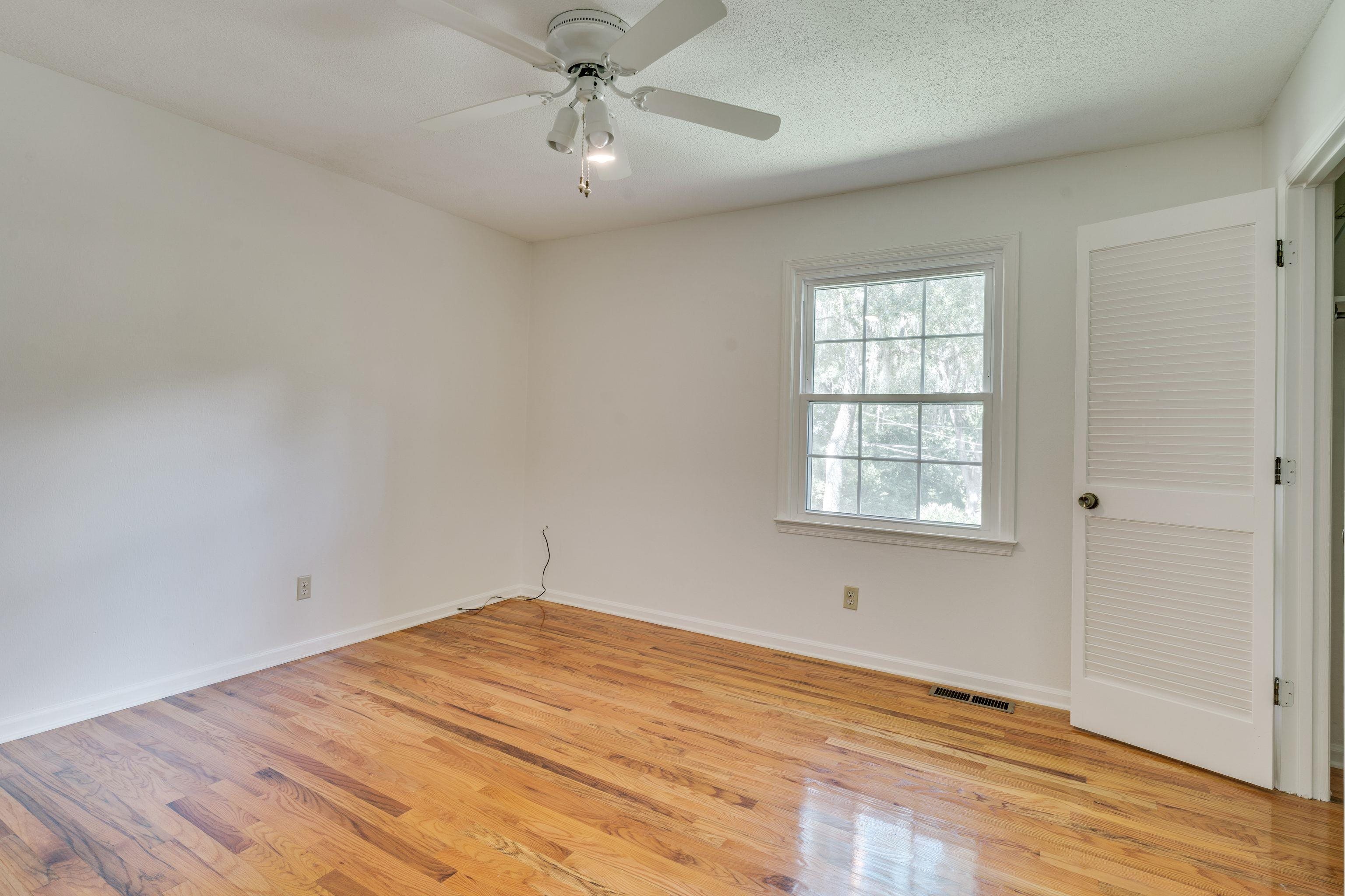 2512 Chamberlin Drive