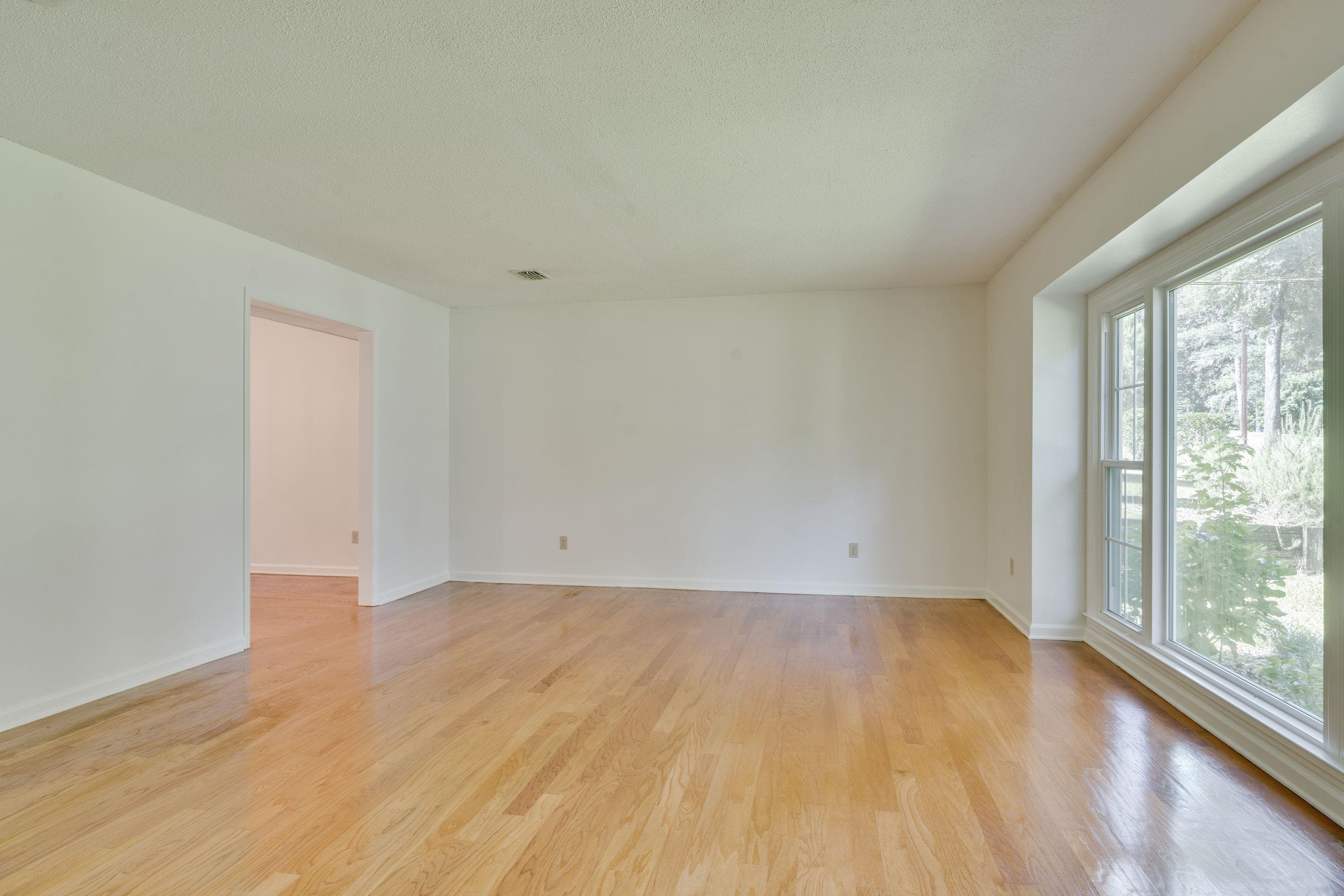 2512 Chamberlin Drive