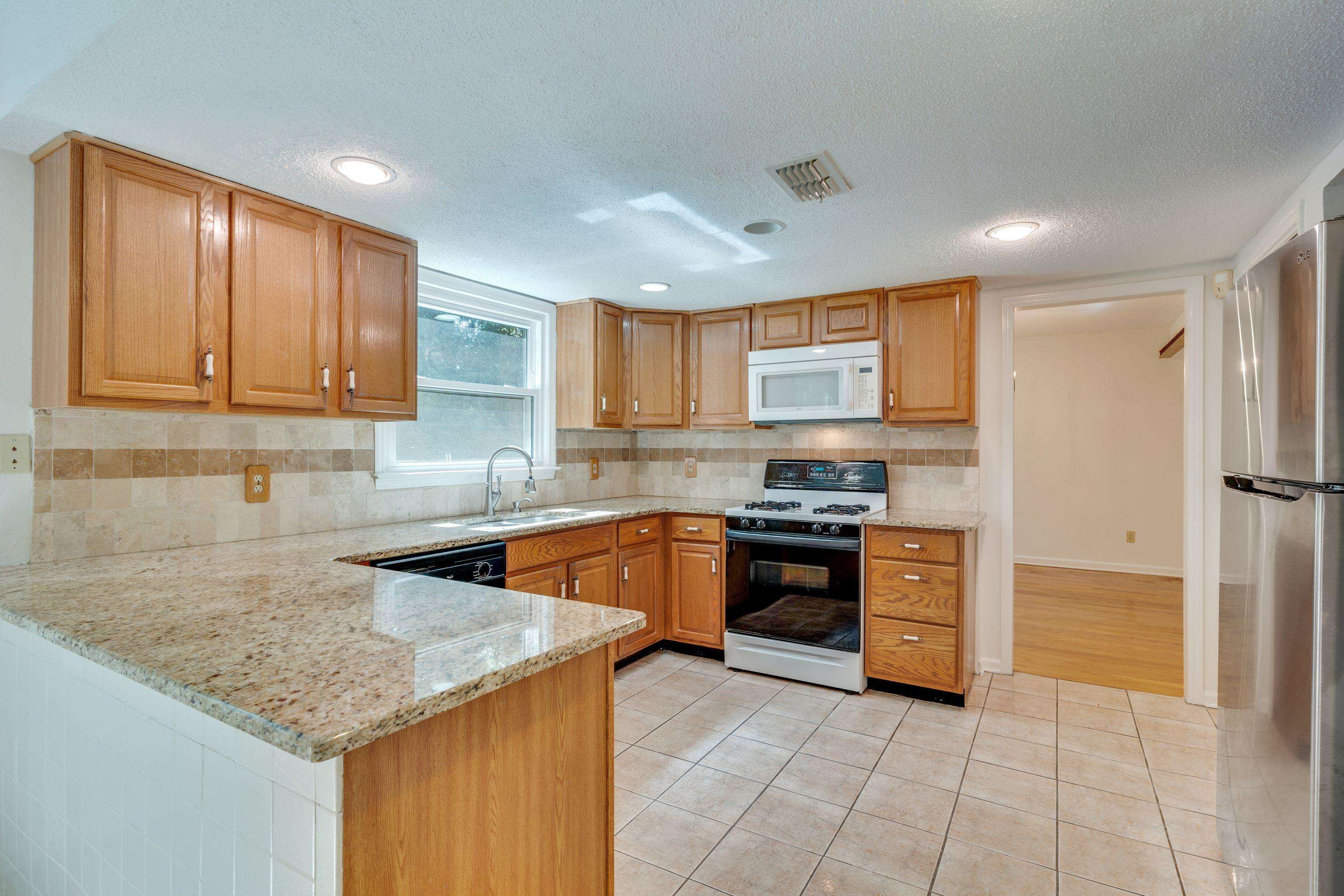 2512 Chamberlin Drive