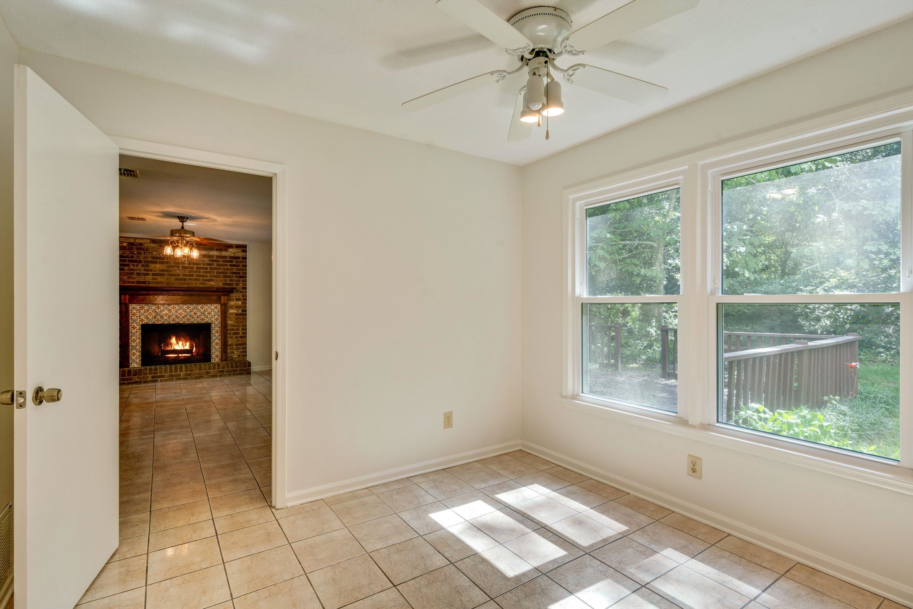 2512 Chamberlin Drive