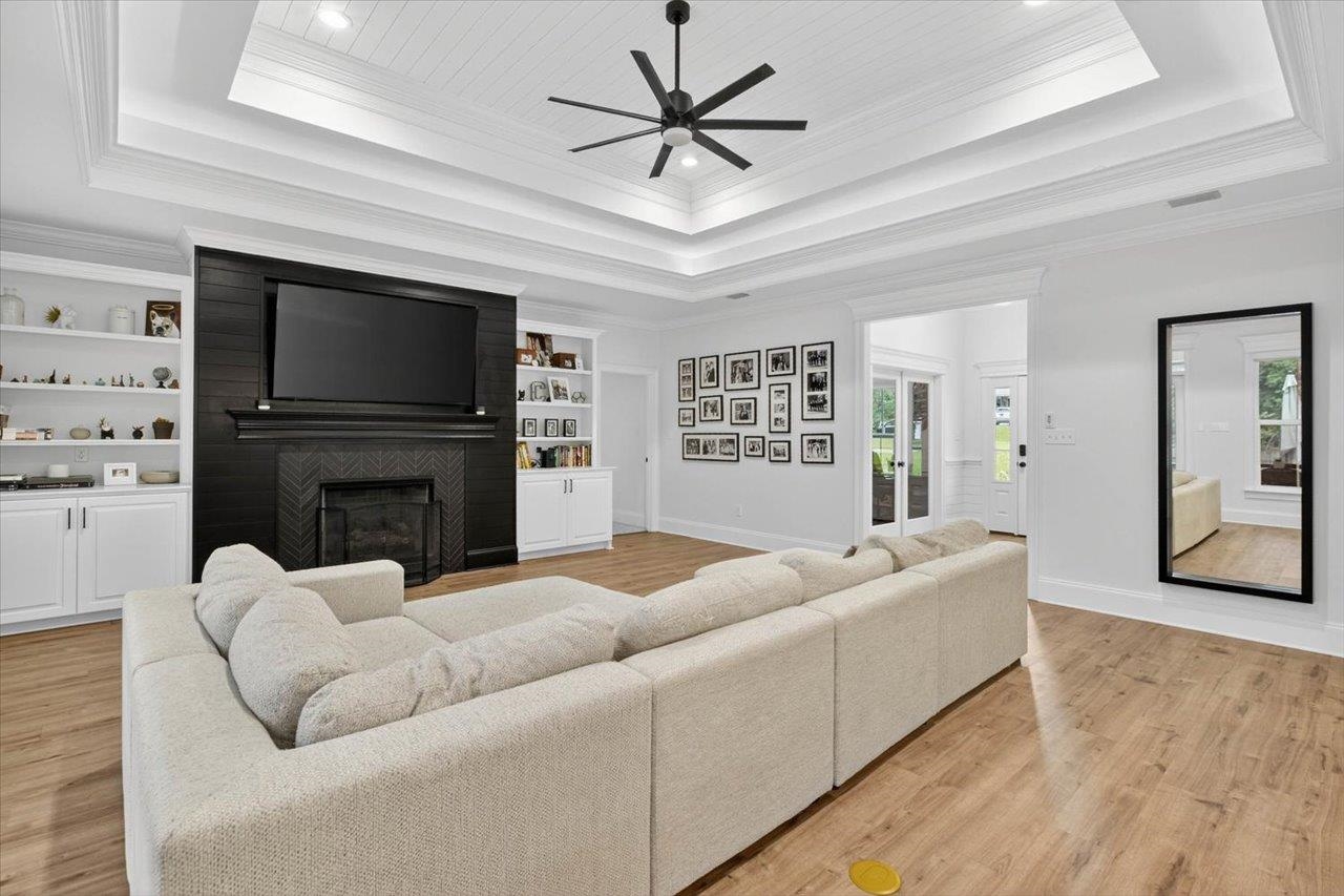 2308 Napoleon Bonaparte Drive