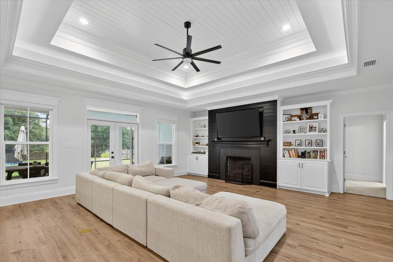 2308 Napoleon Bonaparte Drive