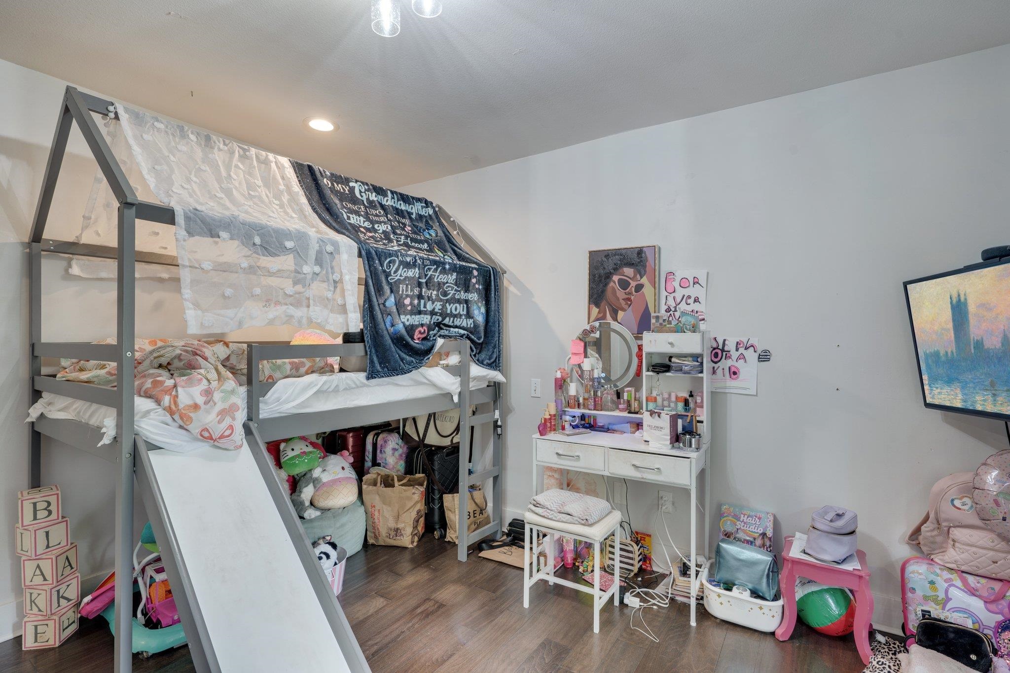 2414 Glenshire Lane