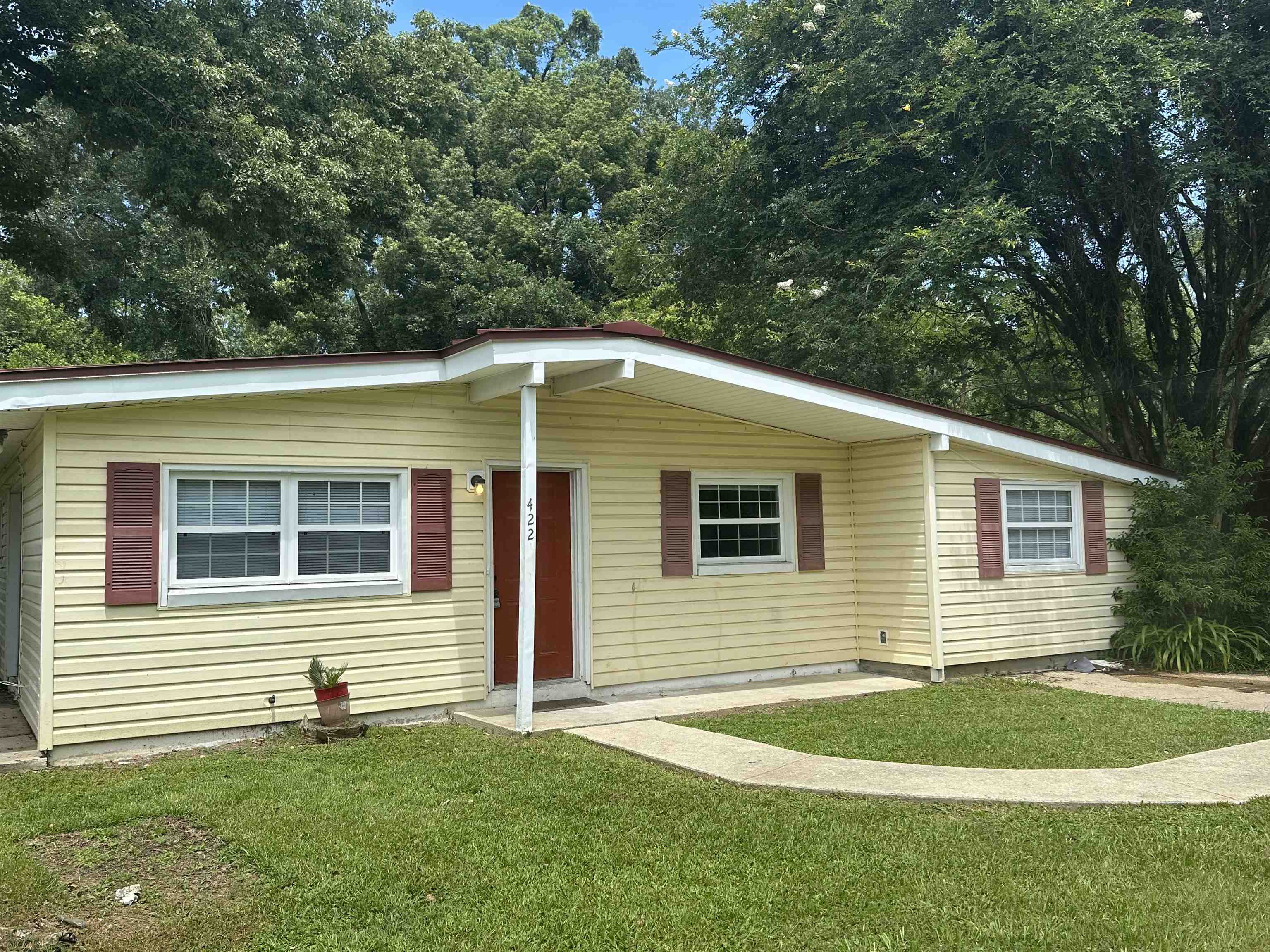 422 Essex Drive