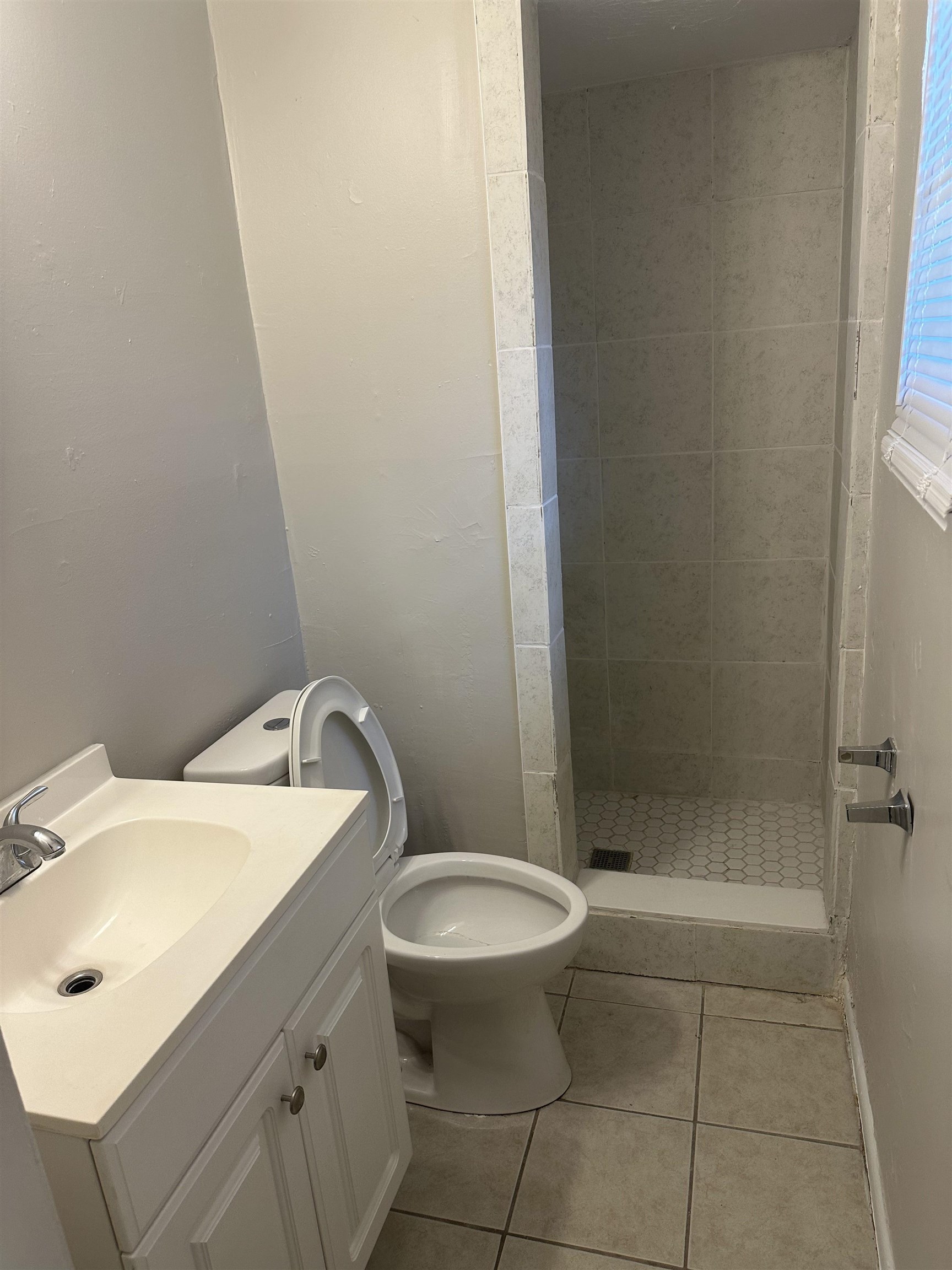 422 Essex Drive