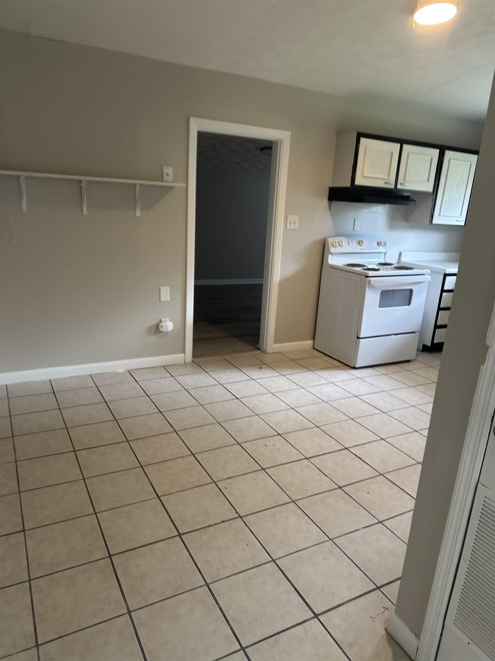 422 Essex Drive