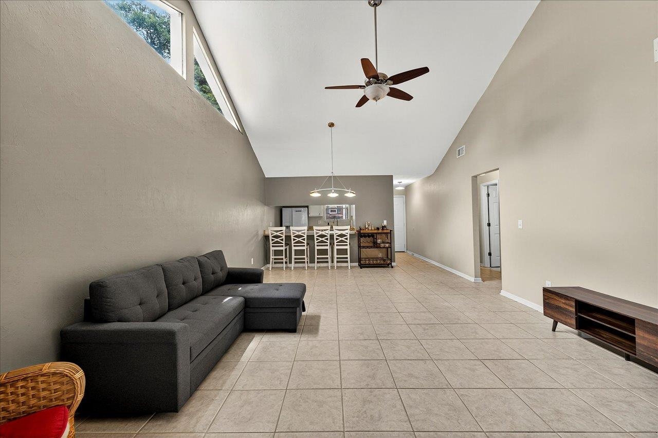 818 Elizabeth Drive