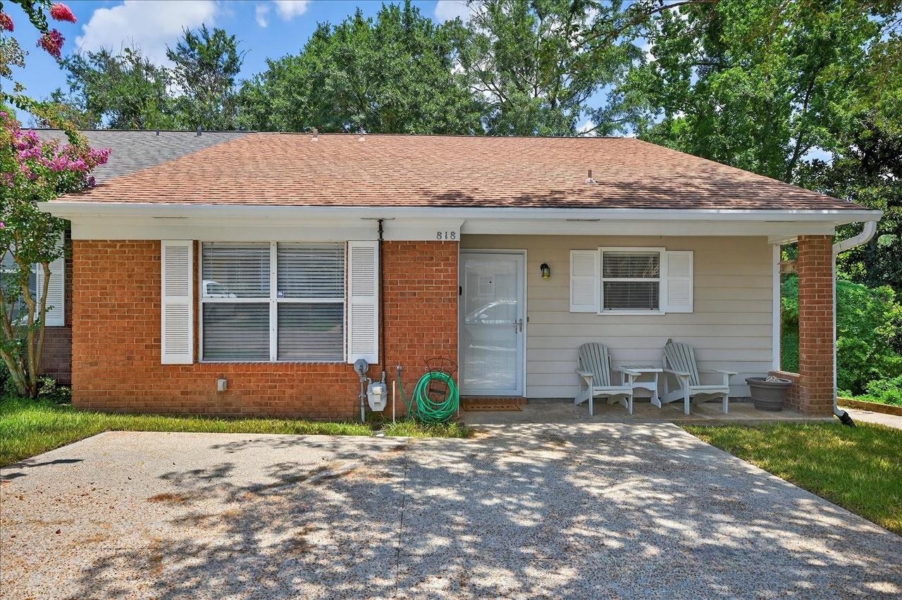 818 Elizabeth Drive