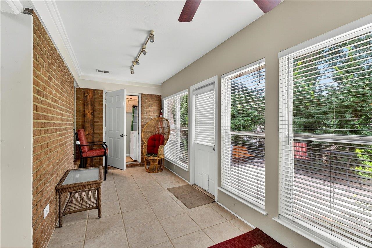 818 Elizabeth Drive