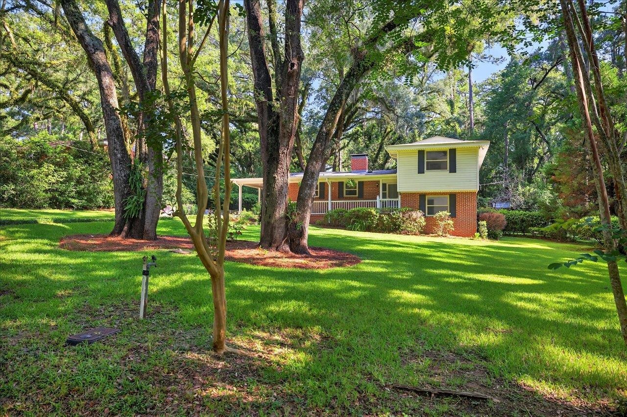 1714 Sunset Lane