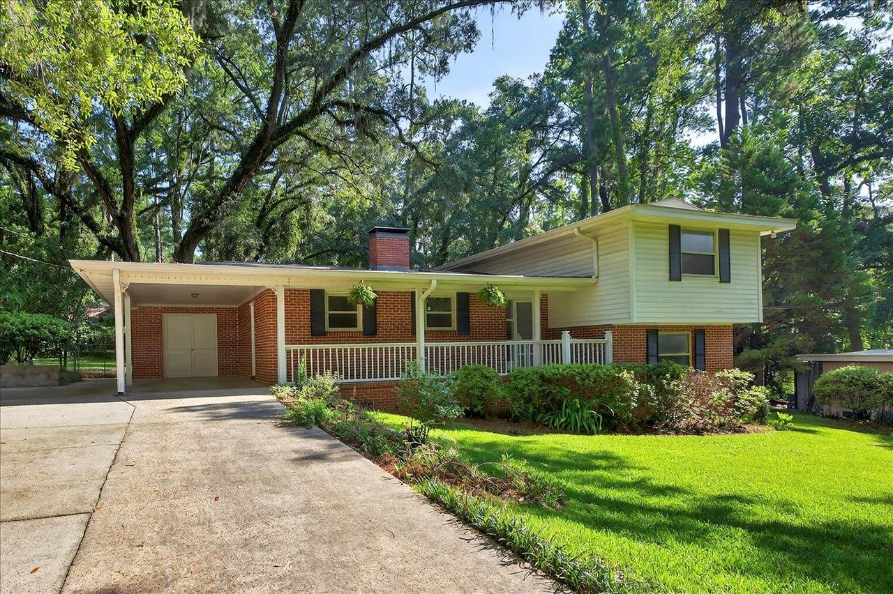 1714 Sunset Lane
