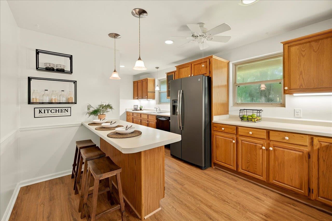 1714 Sunset Lane