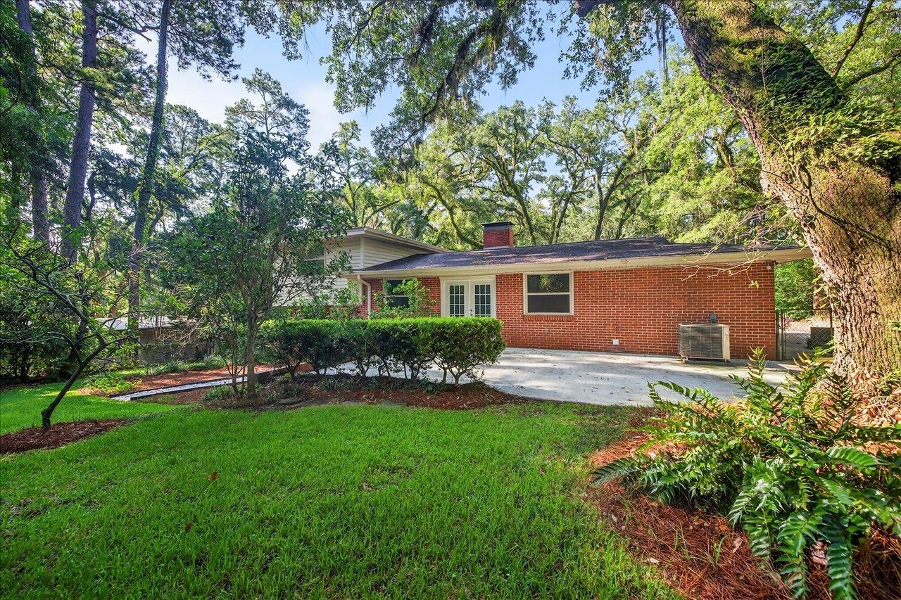 1714 Sunset Lane