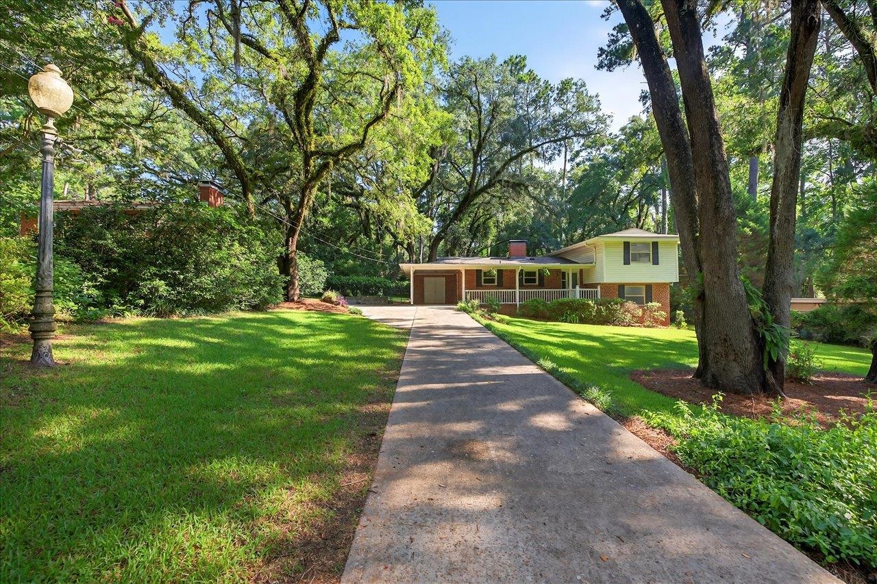 1714 Sunset Lane